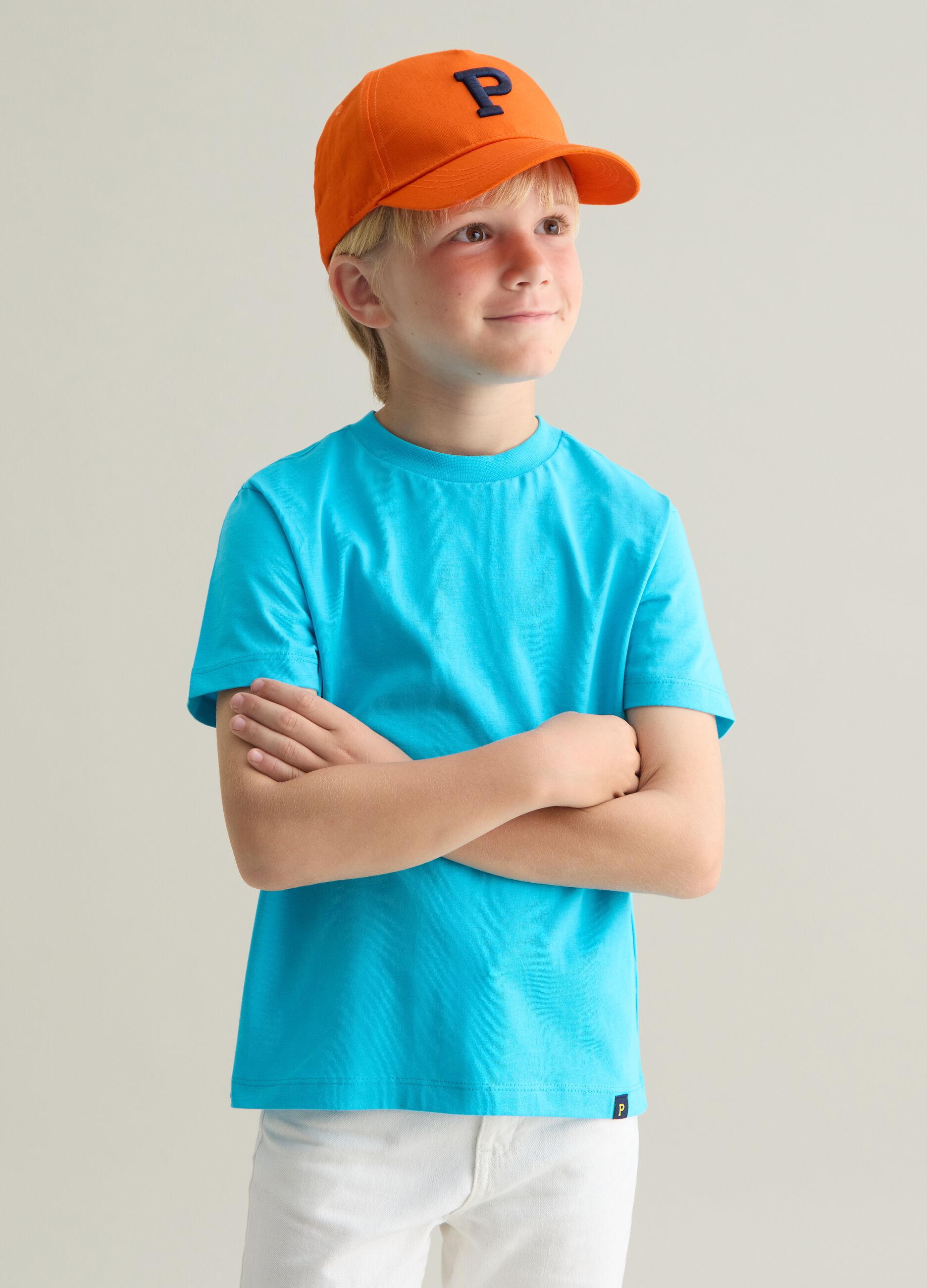Light blue cotton T-shirt with round neck
