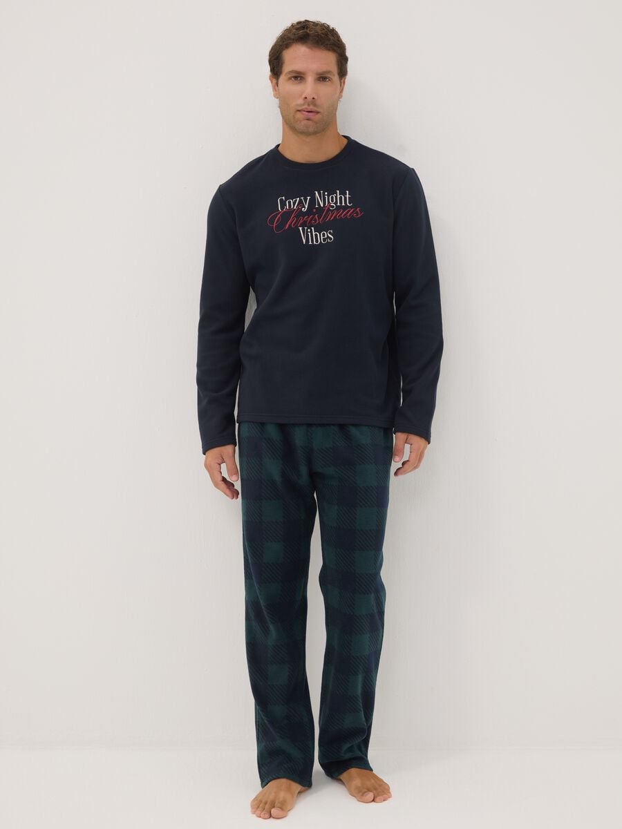 Pigiama blu navy lungo con girocollo e pantaloni a quadri_0