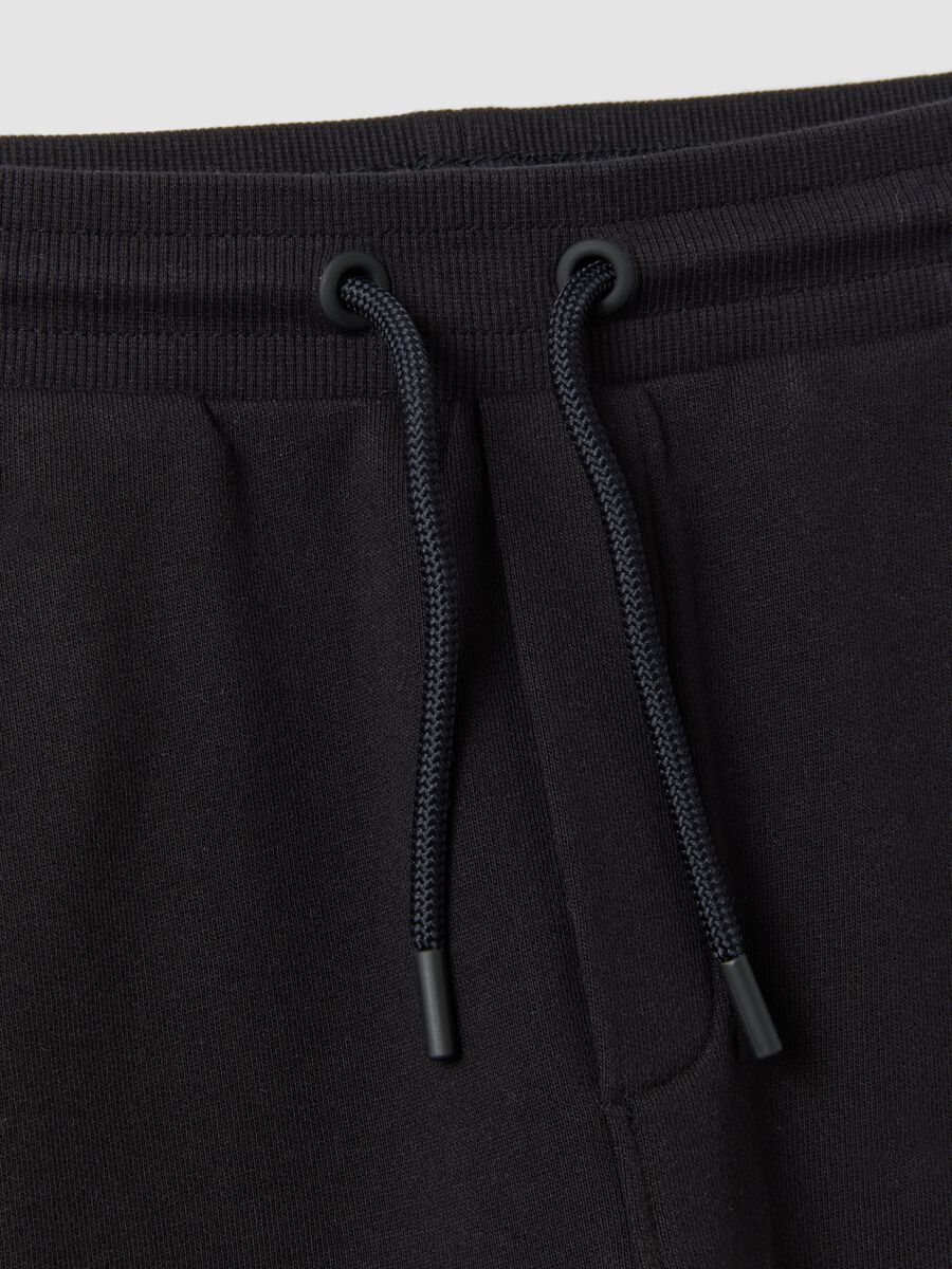 Pantaloni jogger neri in puro cotone organico comfort fit per bambino_3