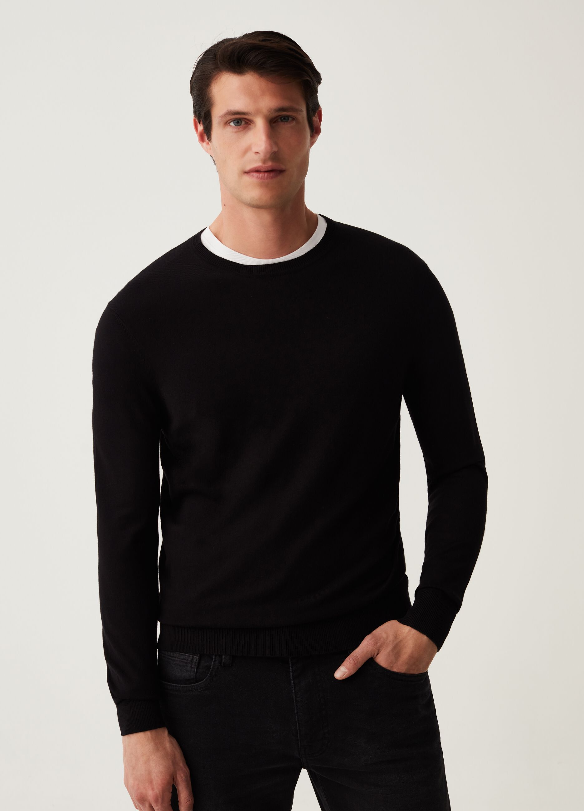 Pullover con scollo rotondo