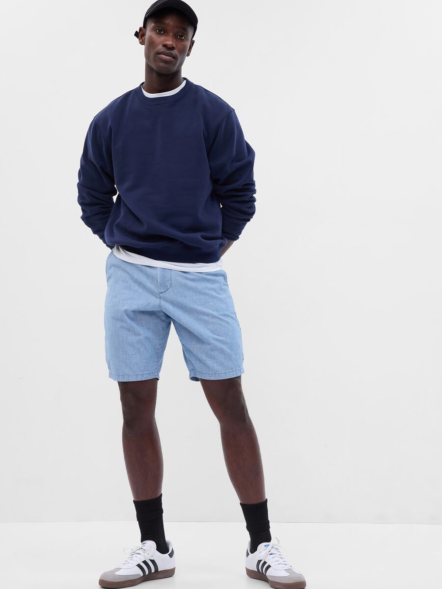 Chino Bermuda shorts in chambray cotton_0