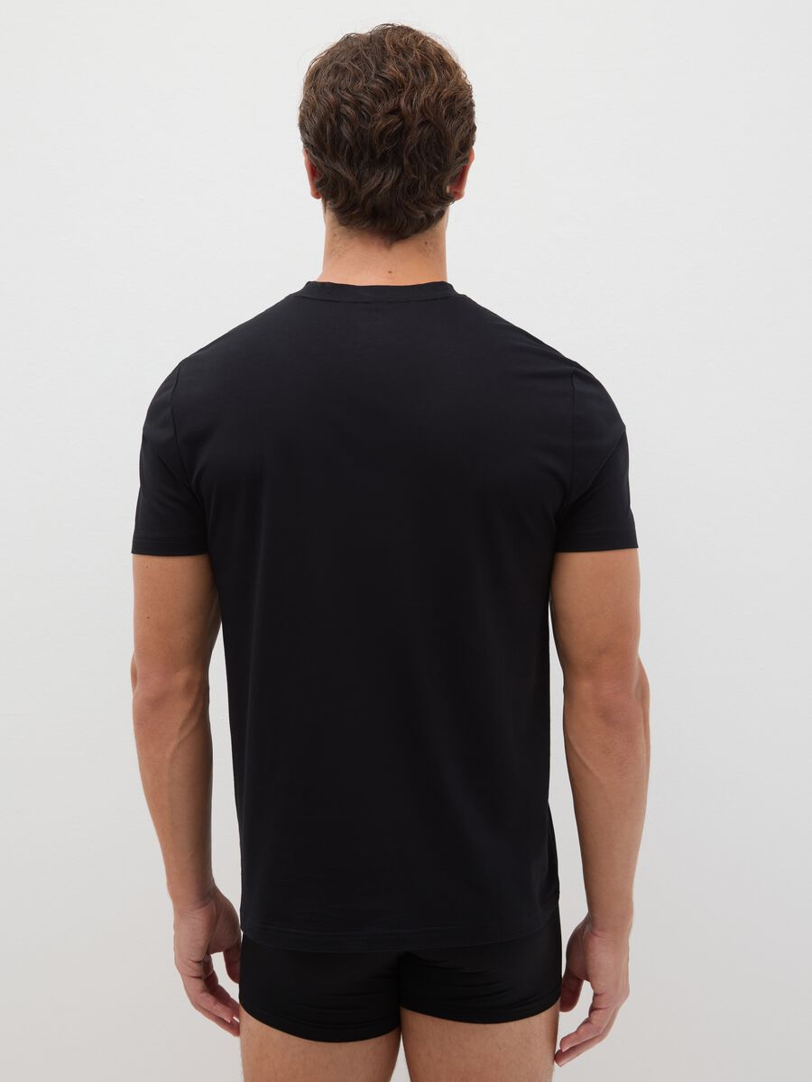 Black pure cotton regular fit T-shirt_2