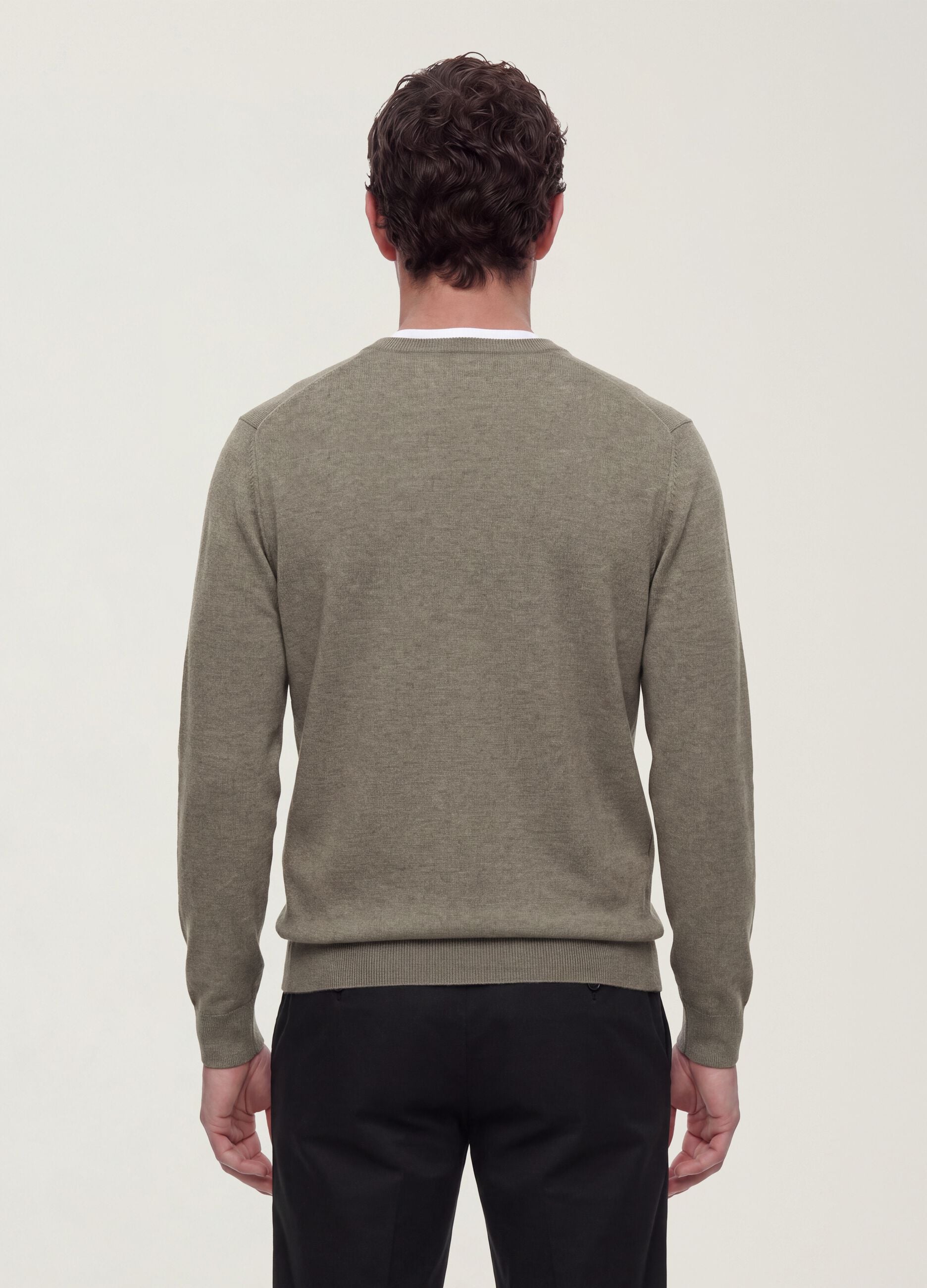 Grey crew-neck jumper in viscose blend, regular fit