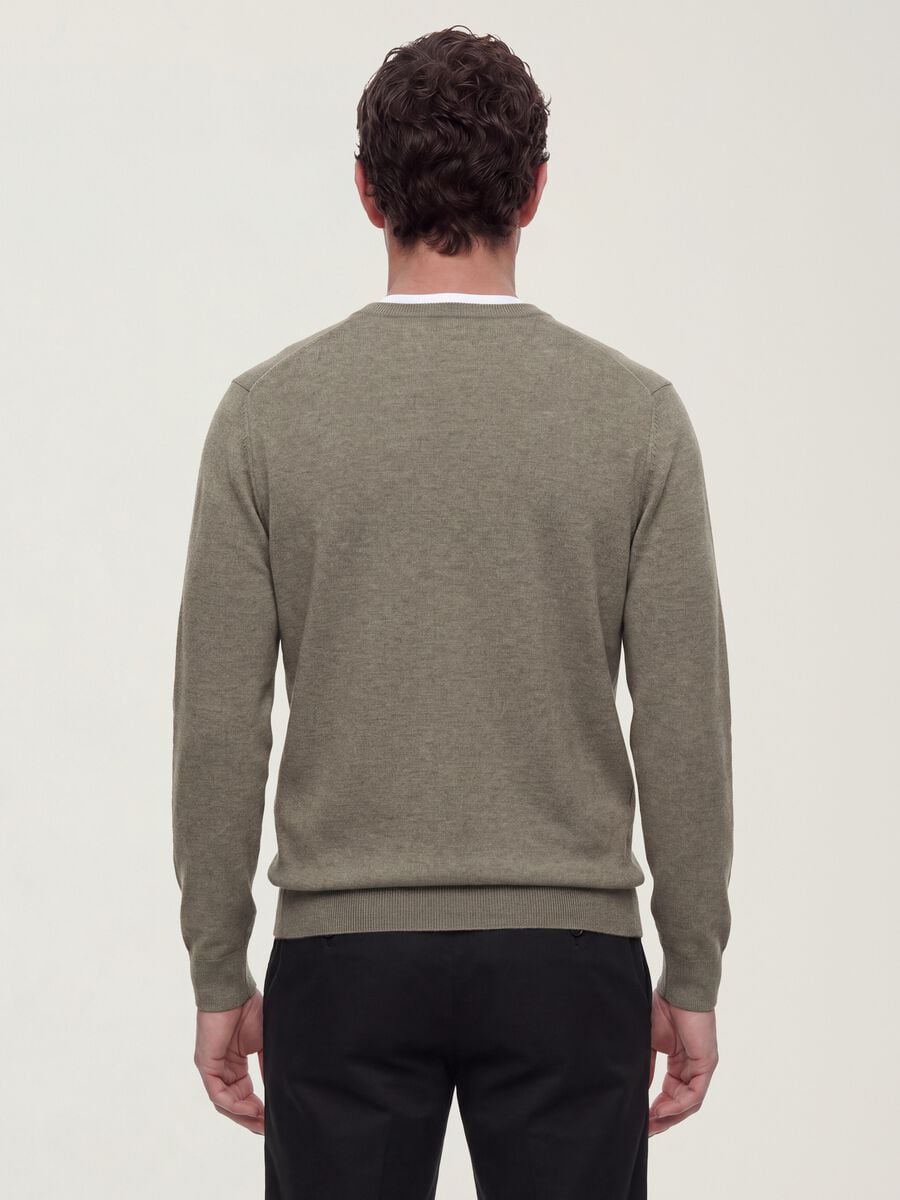 Grey crew-neck jumper in viscose blend, regular fit_2