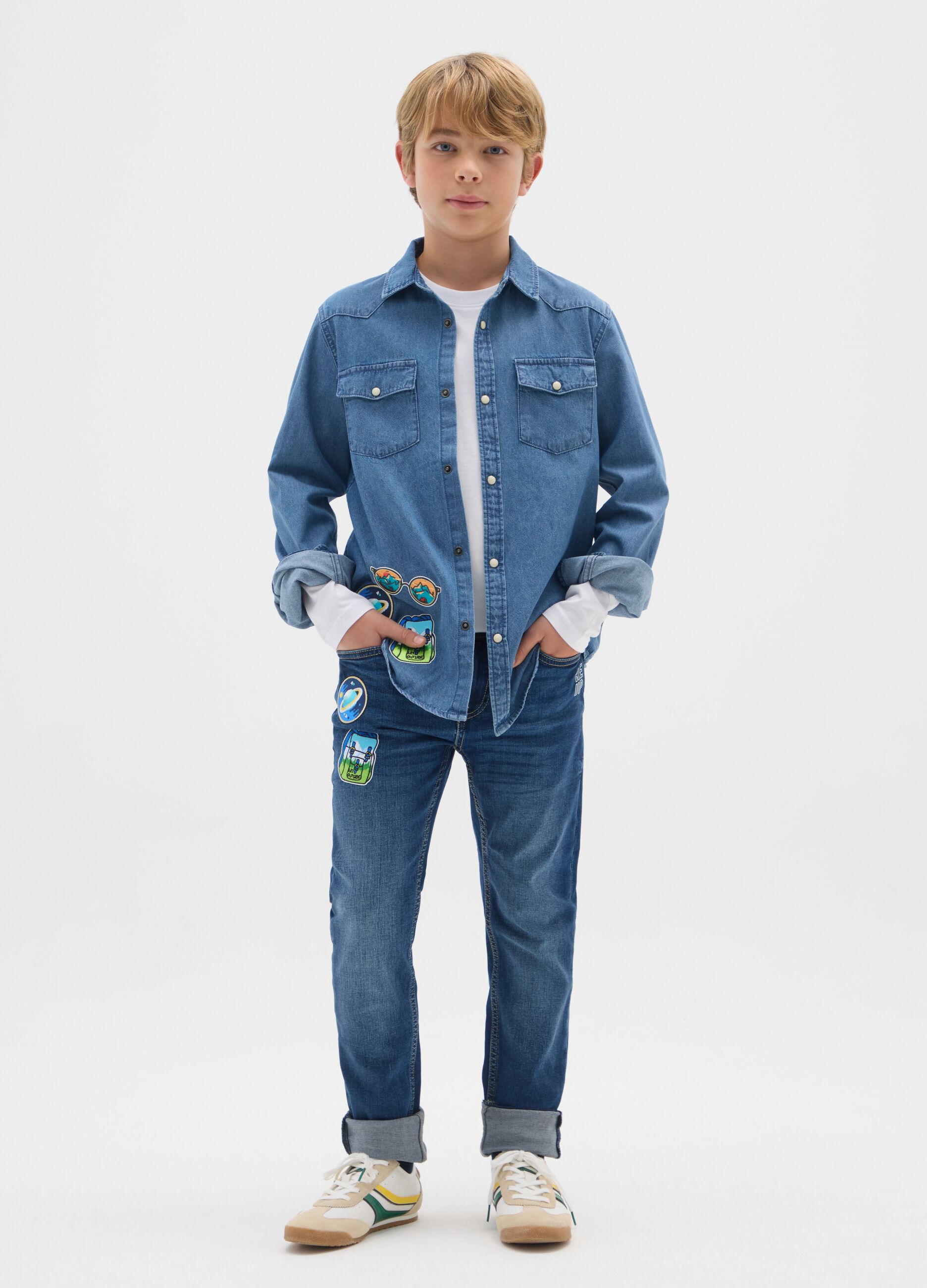 Slim-fit jeans with five pockets