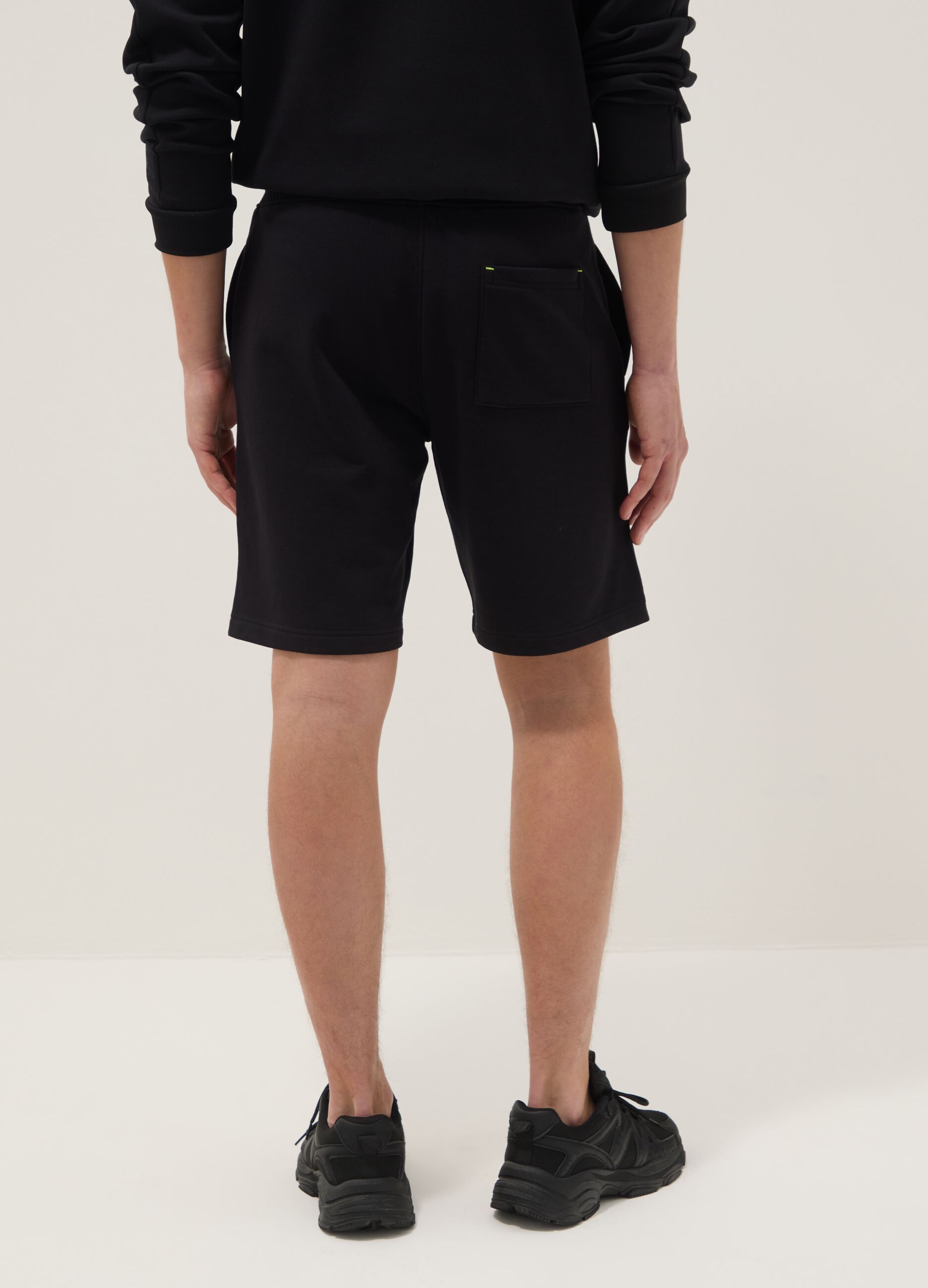 Black cotton-blend Bermuda shorts with elasticated waist, regular fit