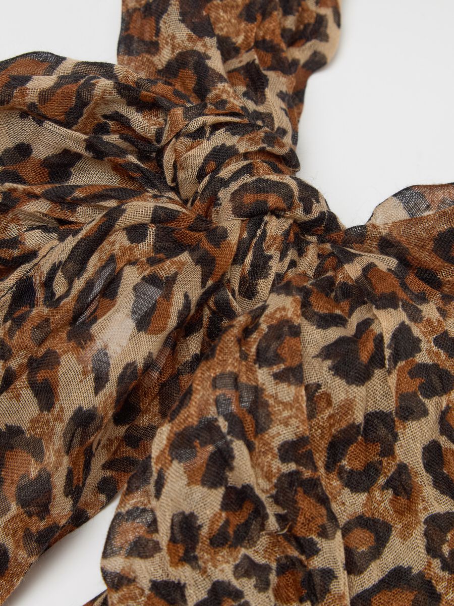 Crinkle-effect speckled pashmina_1