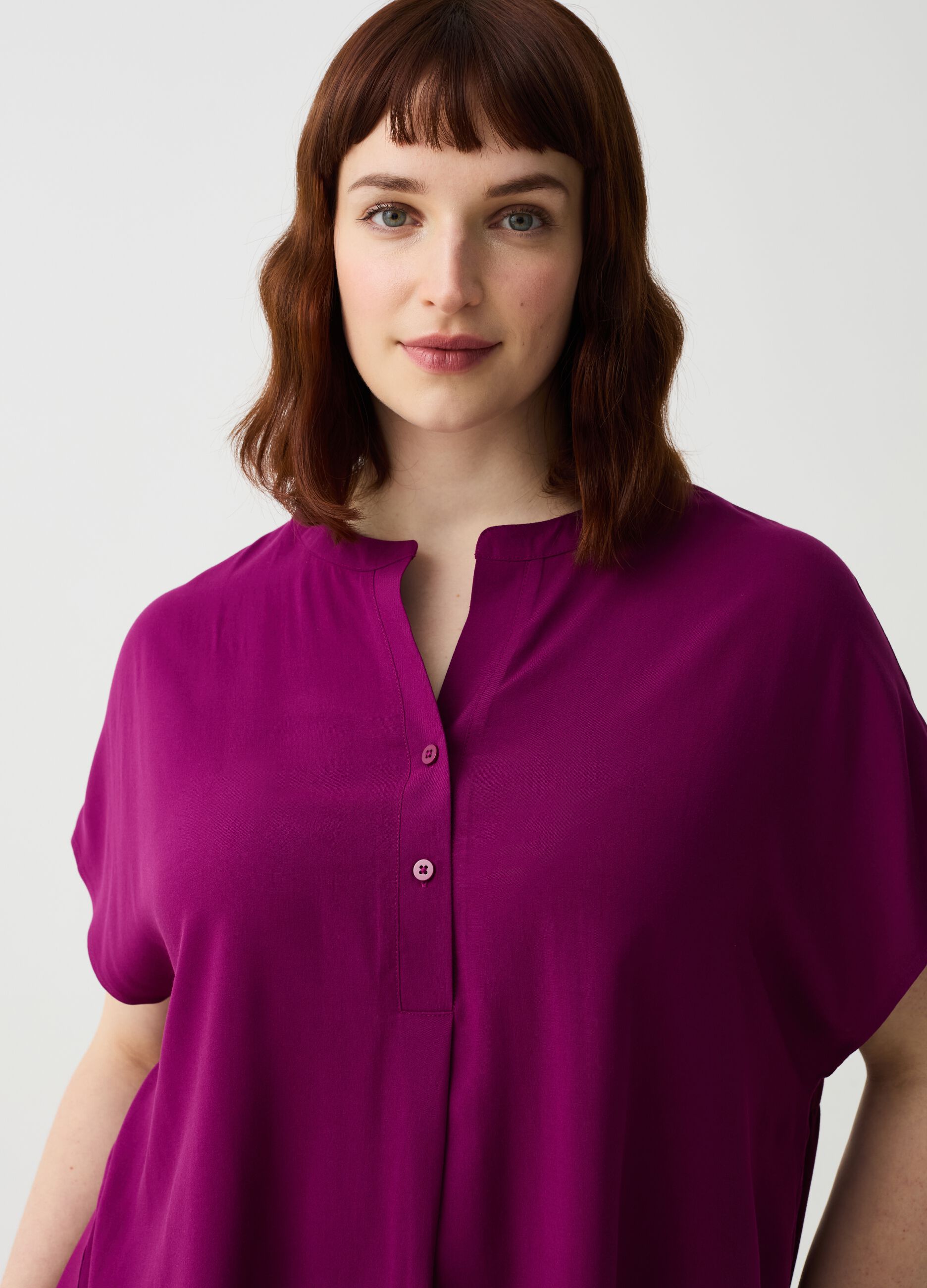 Blusa in viscosa con bottoni Curvy