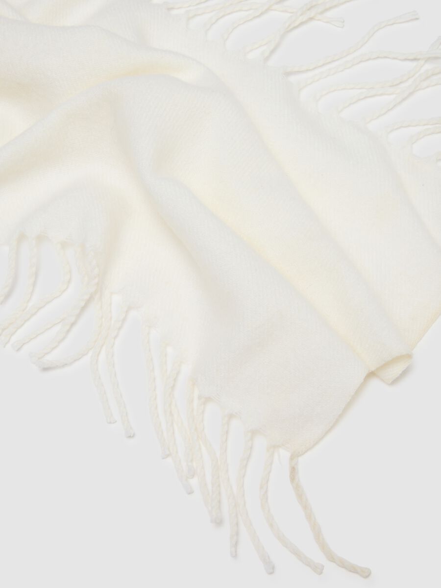 White Scarf_3