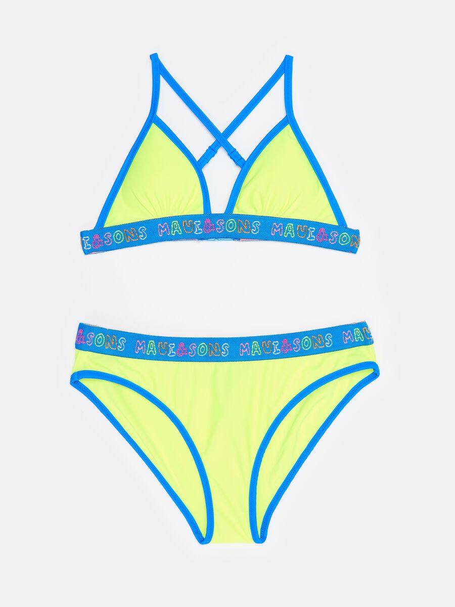 Bikini con profili a contrasto e lettering_0