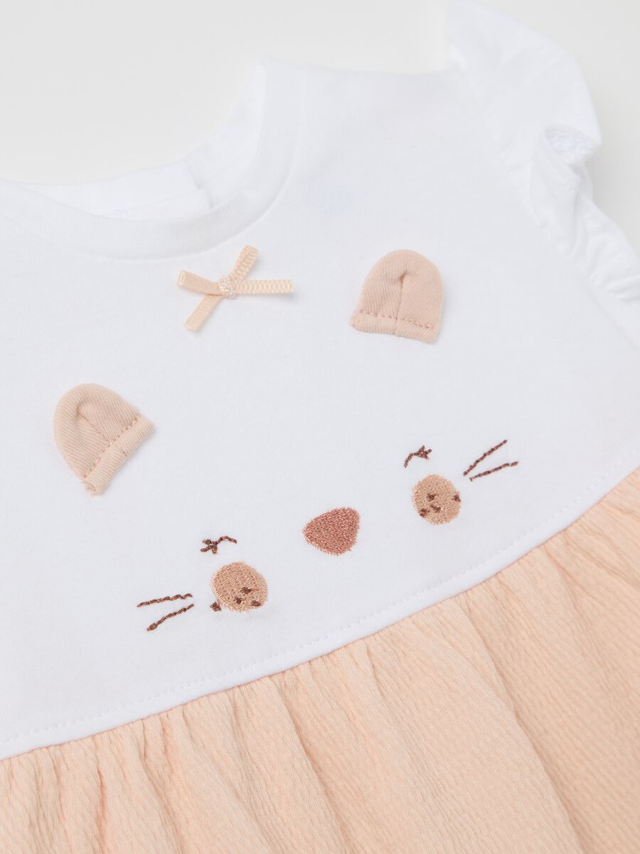 White and orange romper suit with kitten embroidery_3