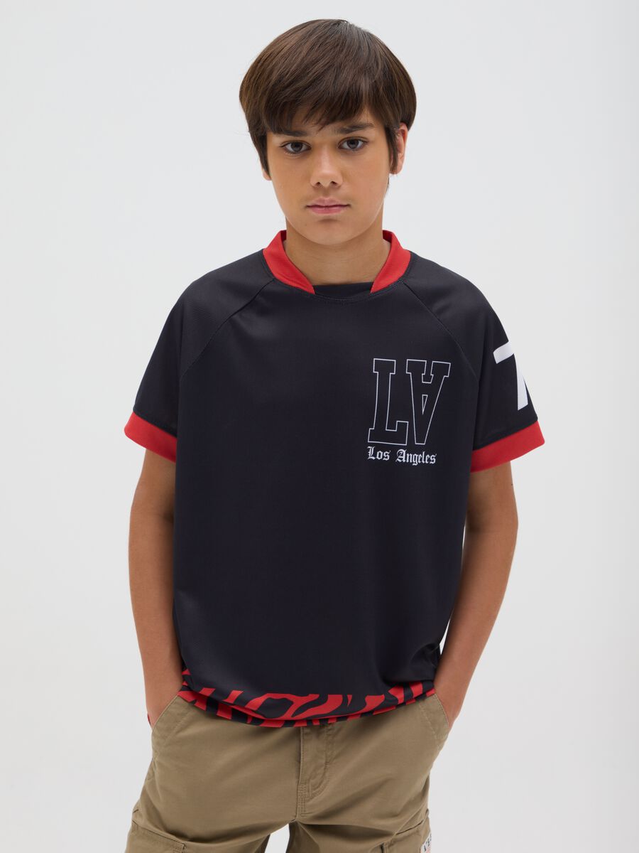 T-shirt da bambino in multicolor con stampa_0
