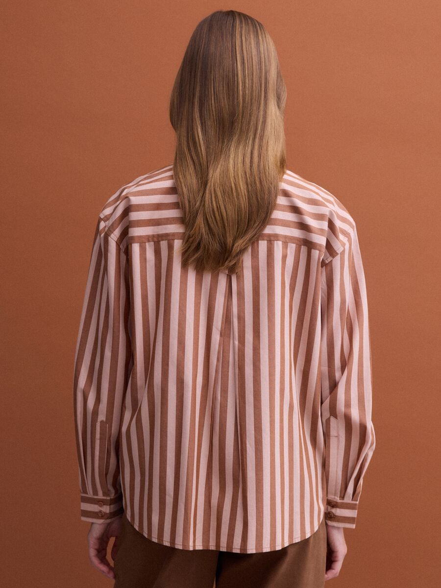 Brown striped pure cotton poplin shirt, regular fit_3