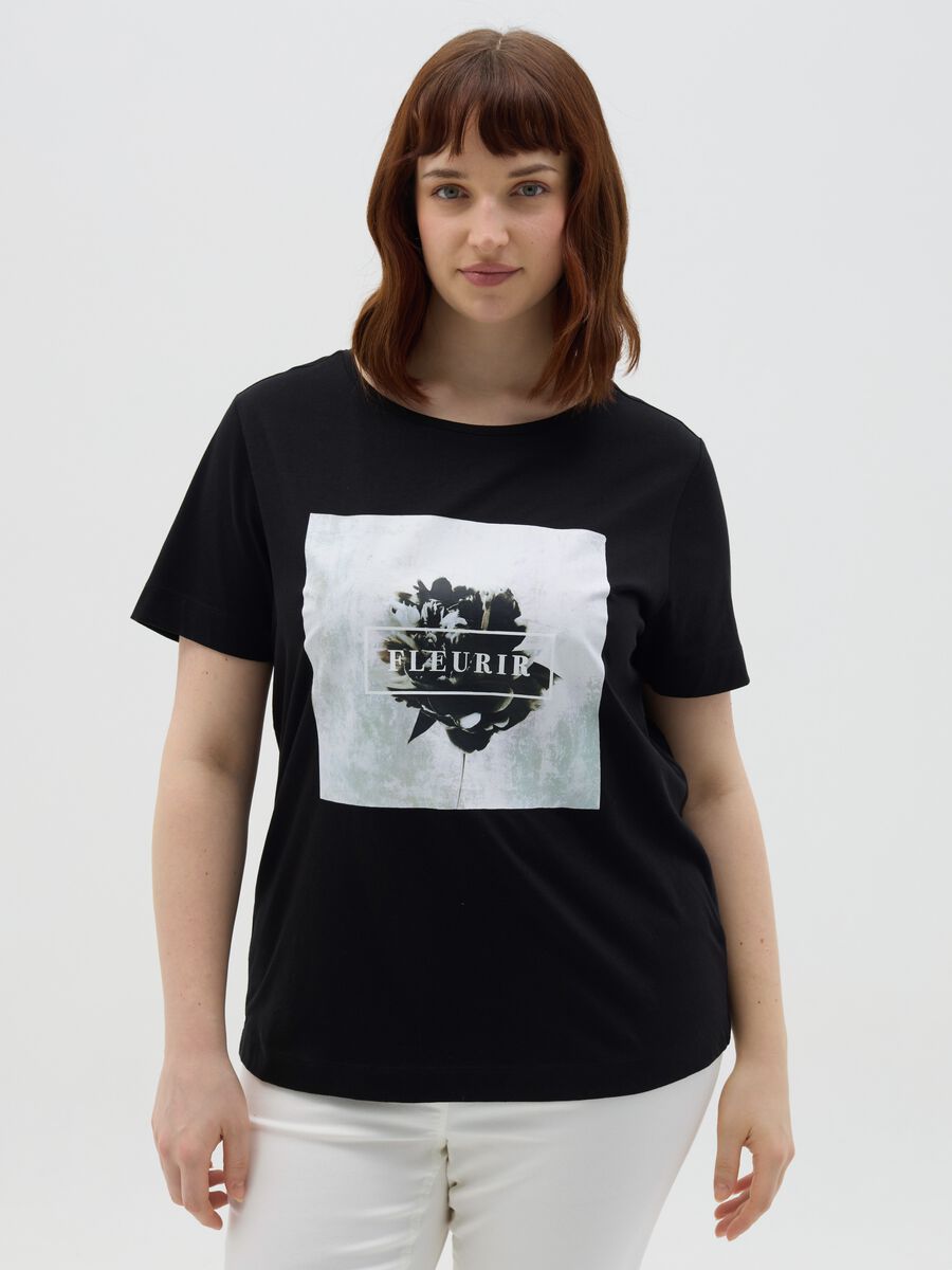 Curvy black short-sleeved T-shirt in cotton_0