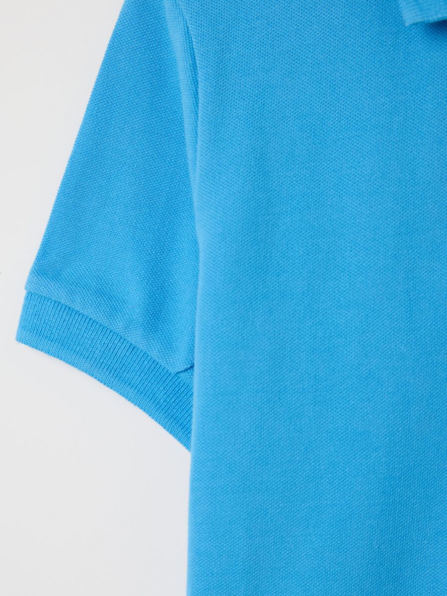 Essential light blue polo shirt in organic cotton_2