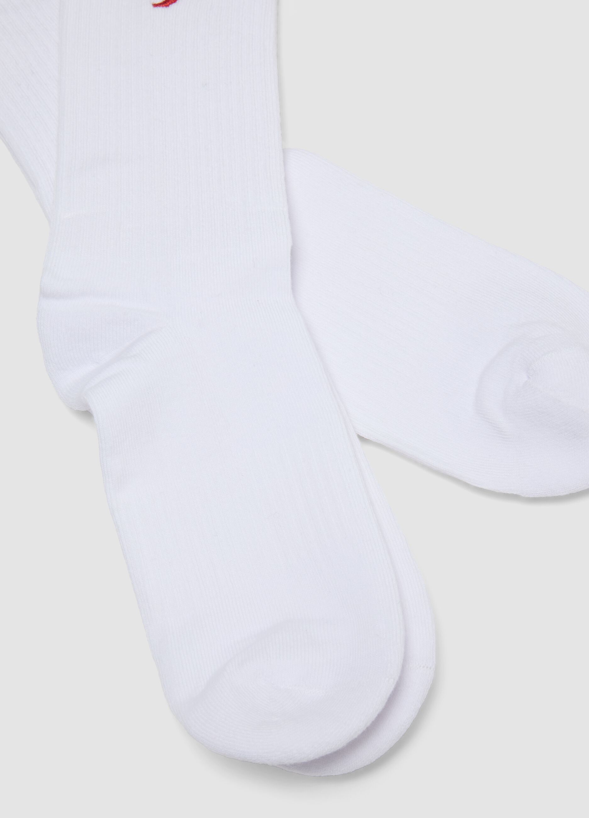 3-pack of white embroidered tennis socks in stretch cotton