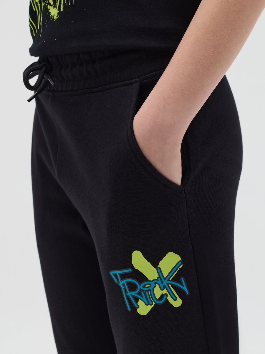 Cotton joggers with drawstring and print_2