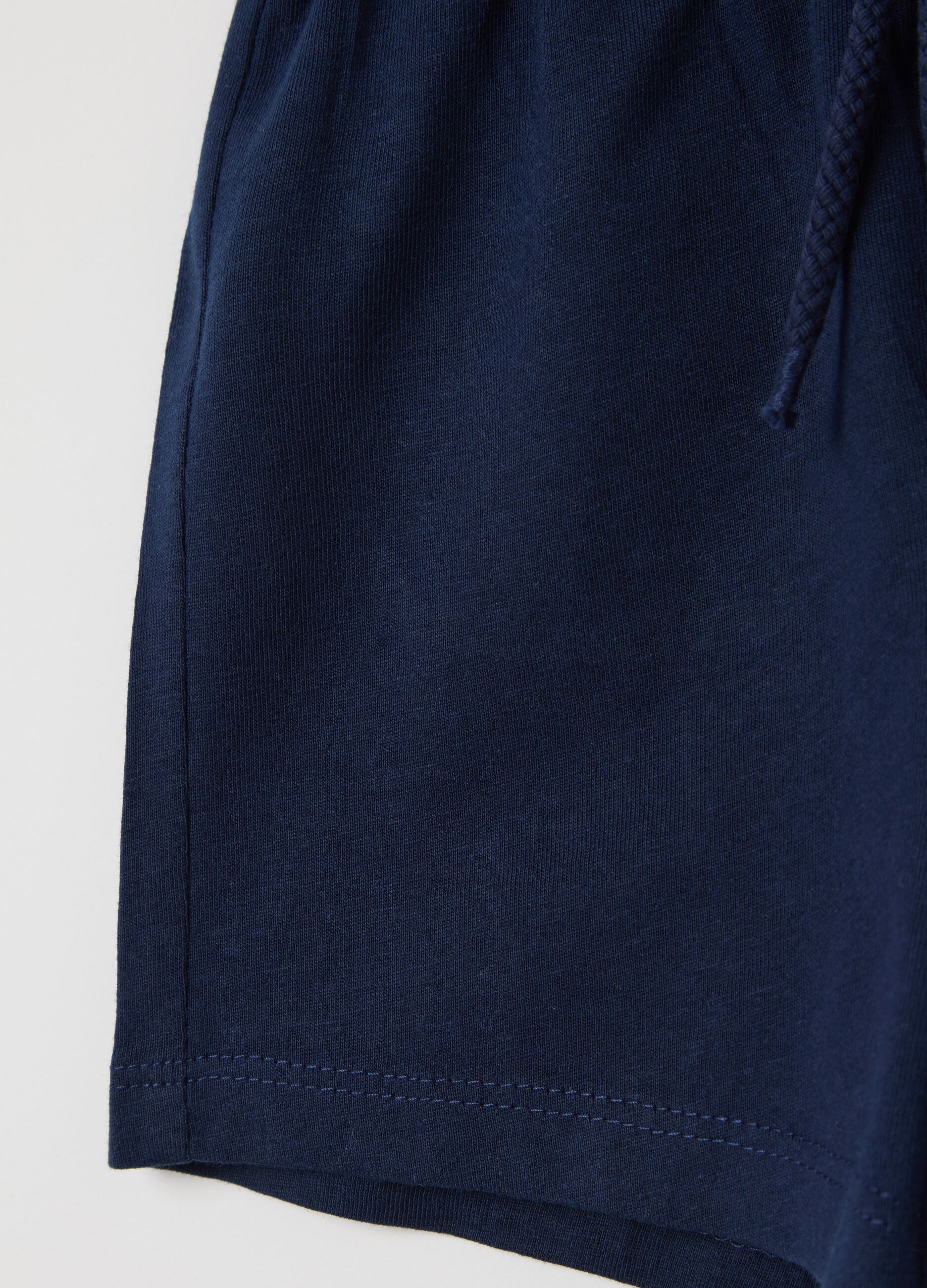 Blue shorts in 100% cotton