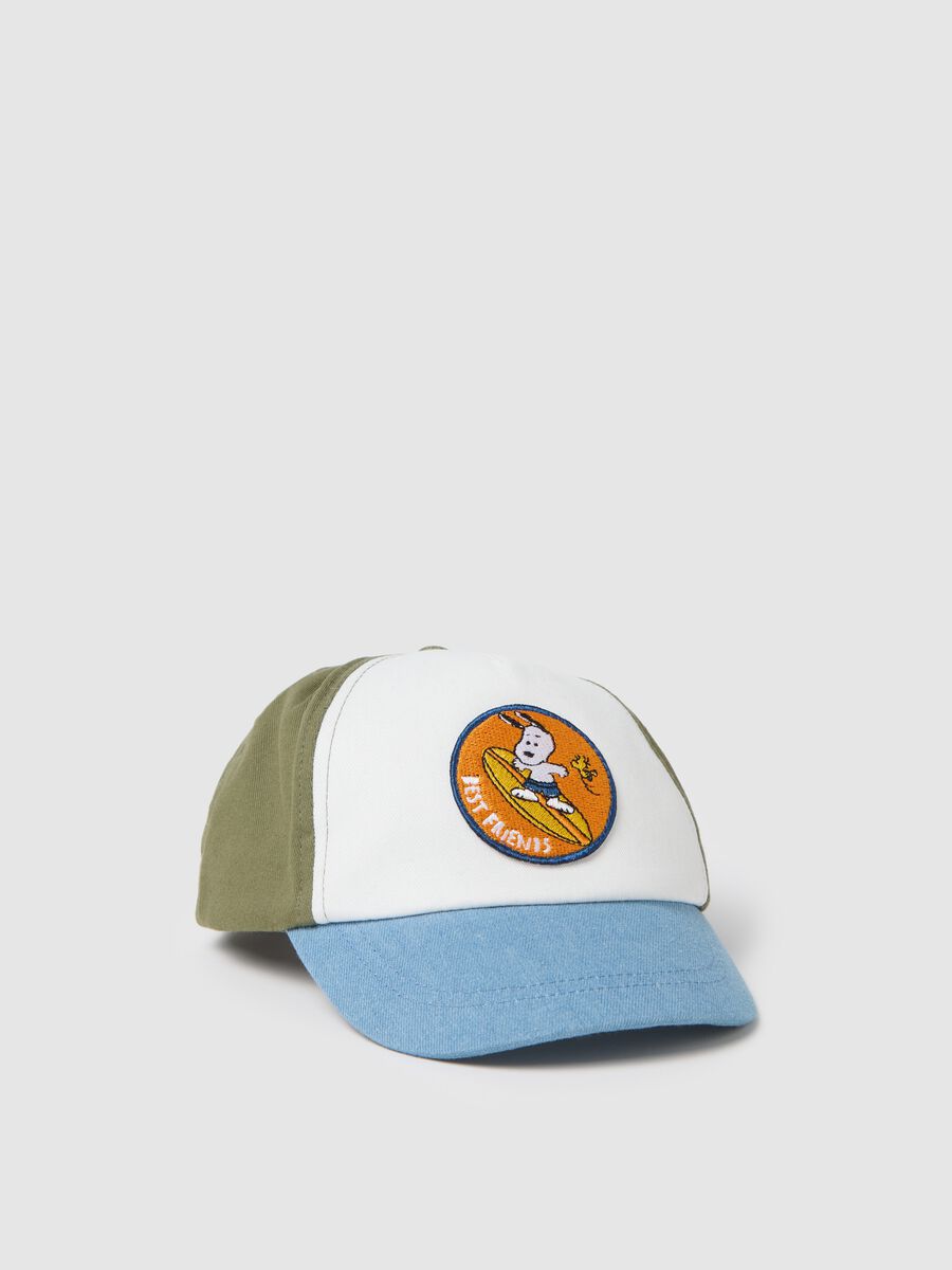 Multicoloured hat with Snoopy patch in cotton_0
