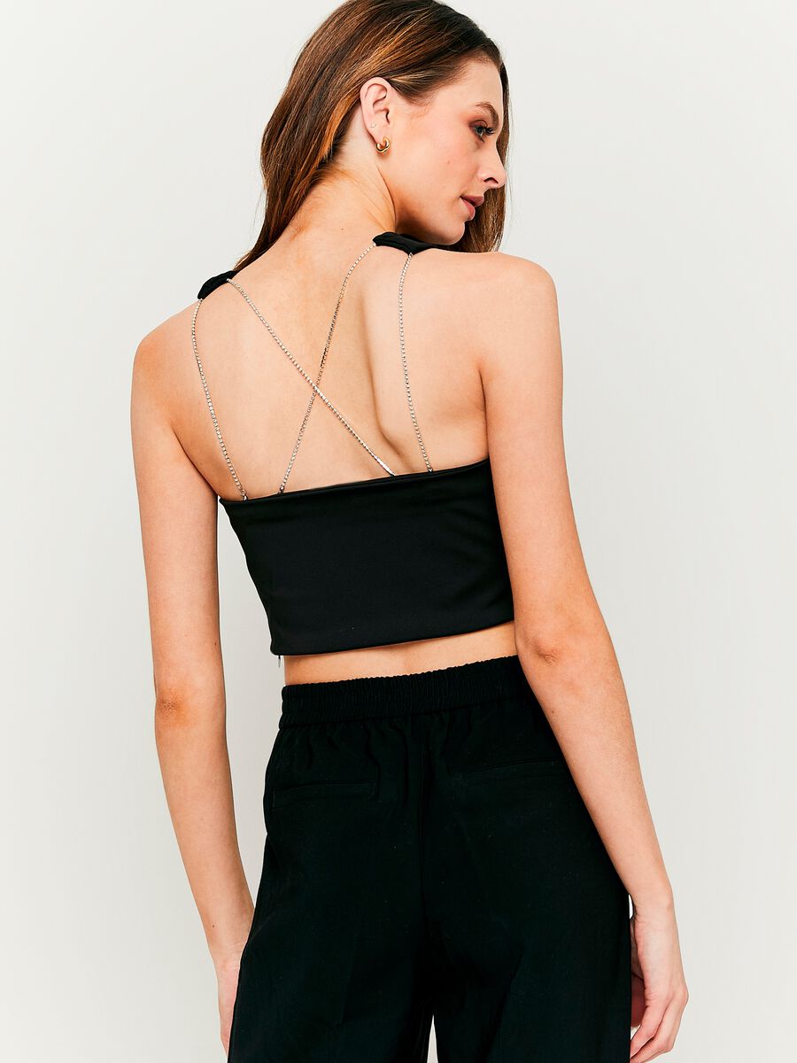Crop top with application_3