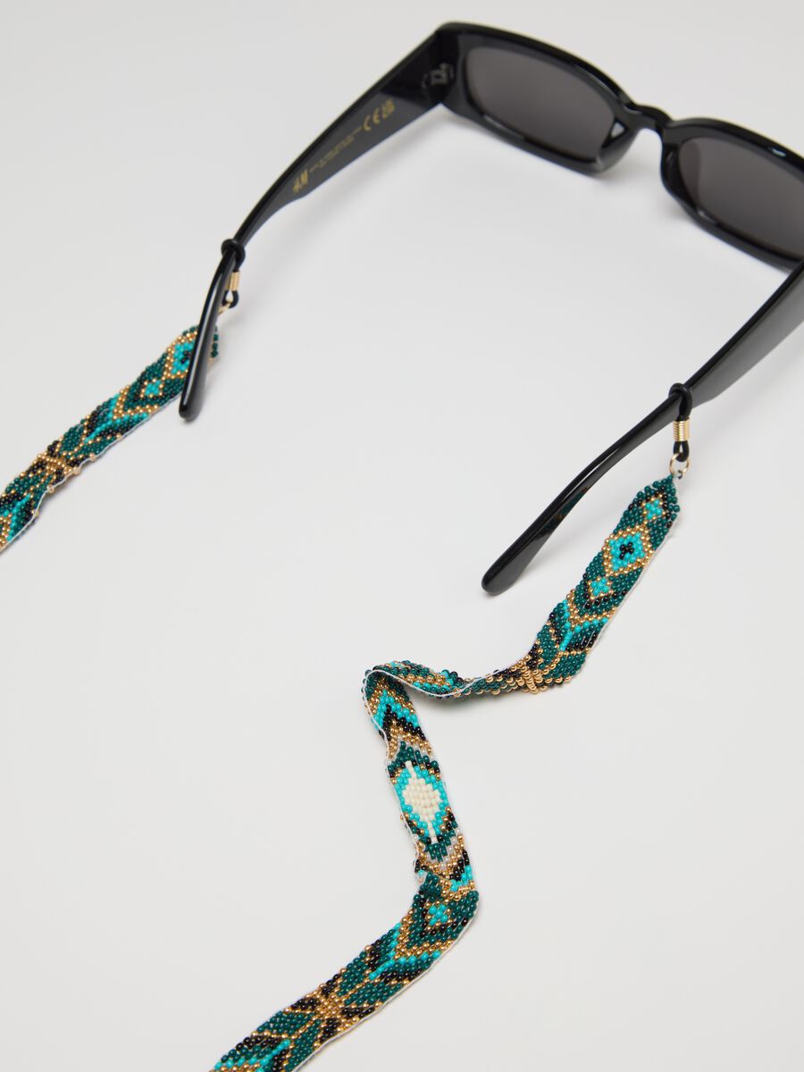 Glasses chain with ethnic-motif beads_2