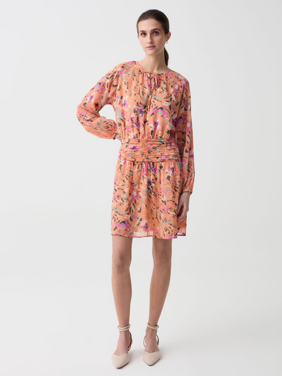 Short dress in crêpe with floral print_0