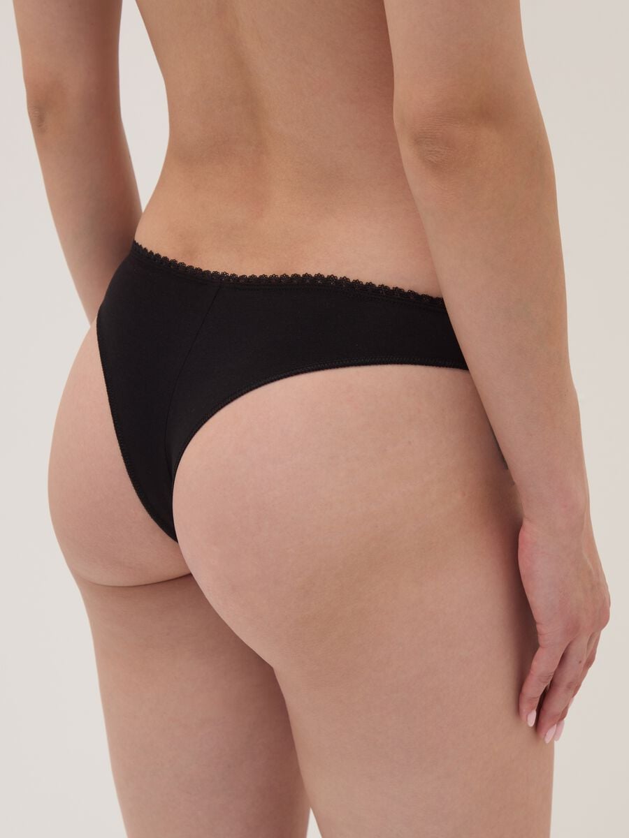 Tripack di slip brasiliane nere in cotone organico elasticizzato_2