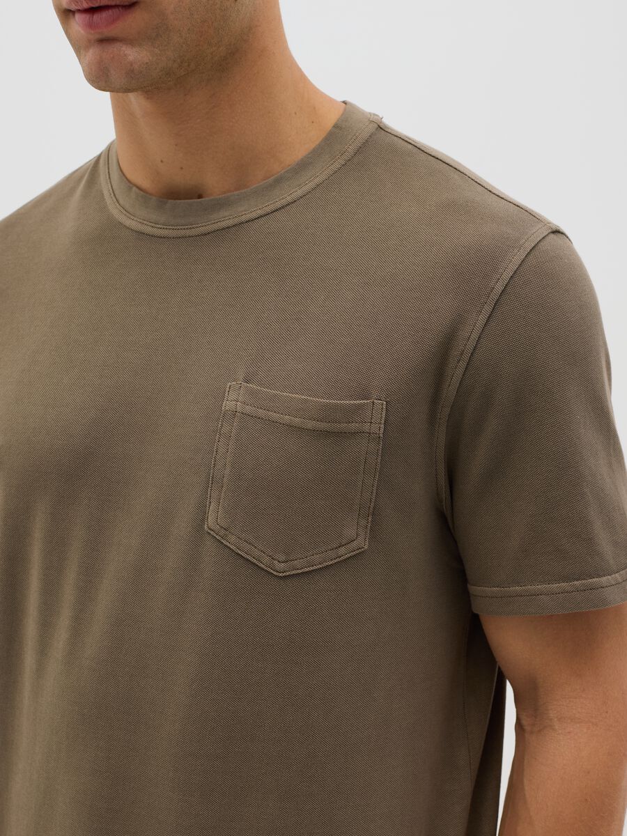 Brown cotton T-shirt with pocket_3