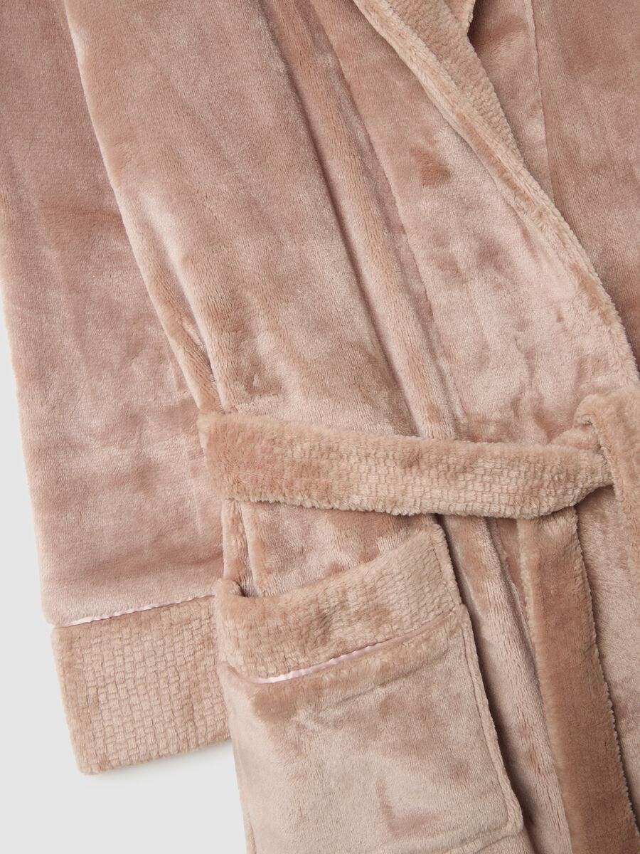 Pink robe with belt and pockets_1