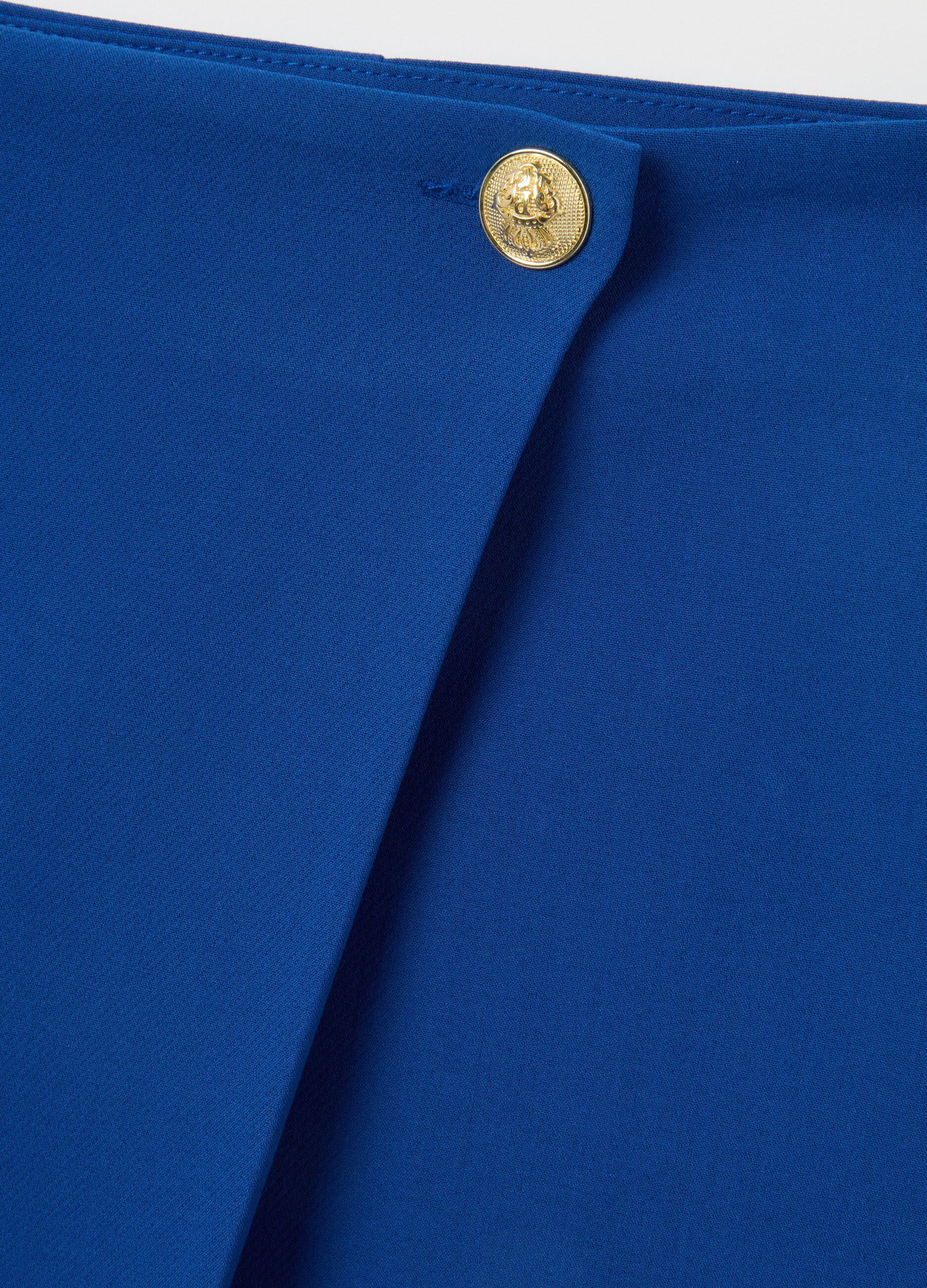 Regular fit blue mixed skirt with button