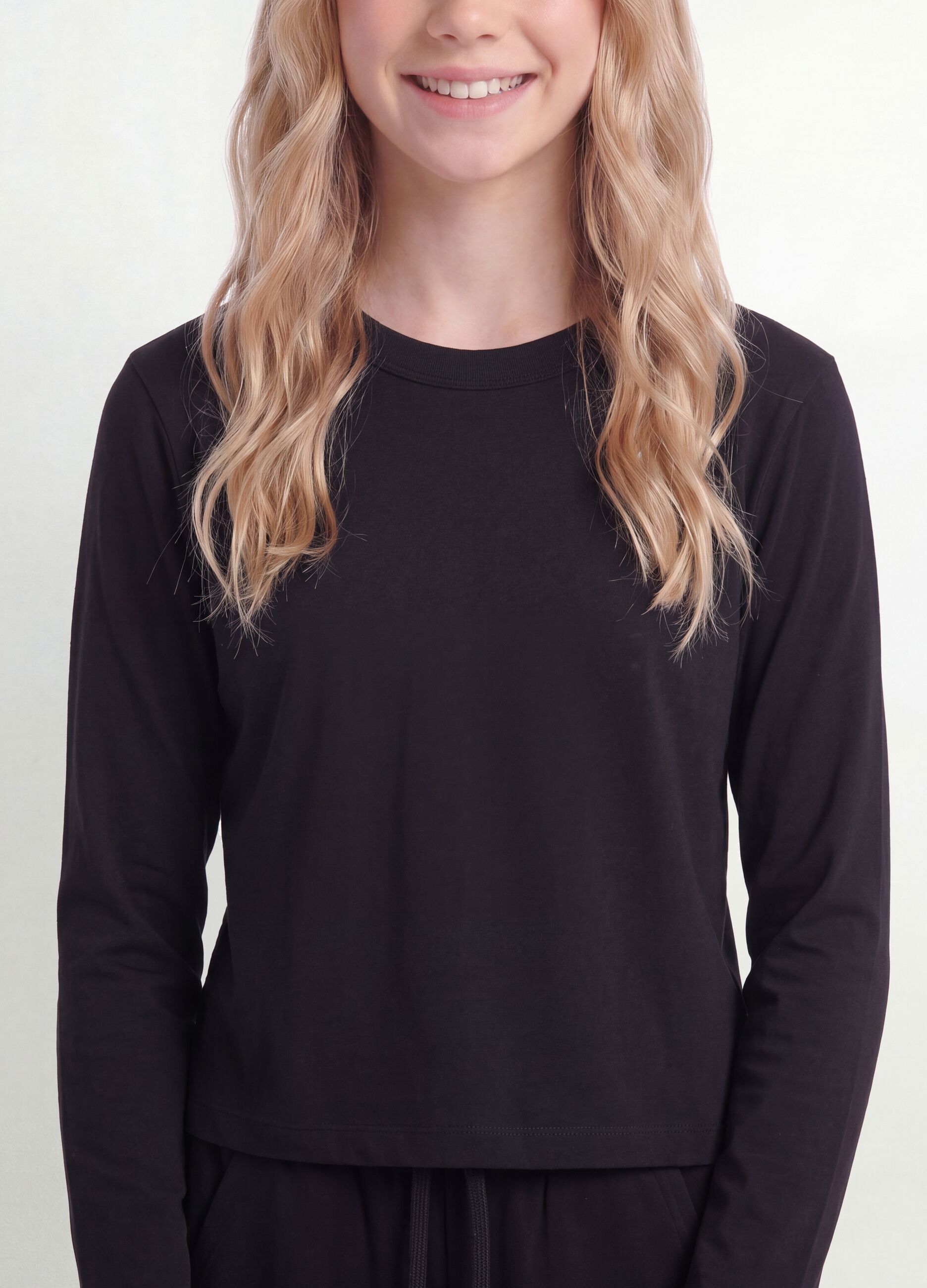 Black pure cotton T-shirt with ribbed neckline for girls