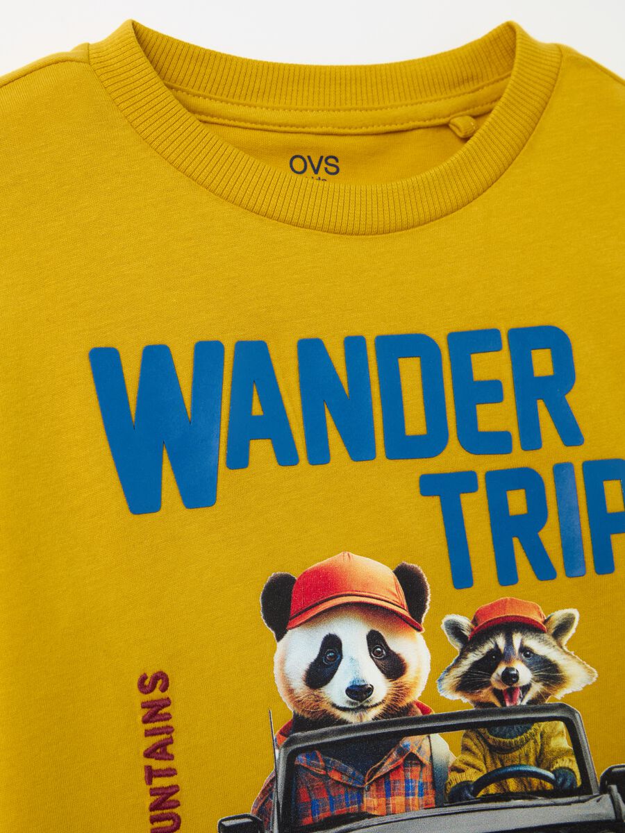 Long-sleeves T-shirt with "Wander Trip" print_2