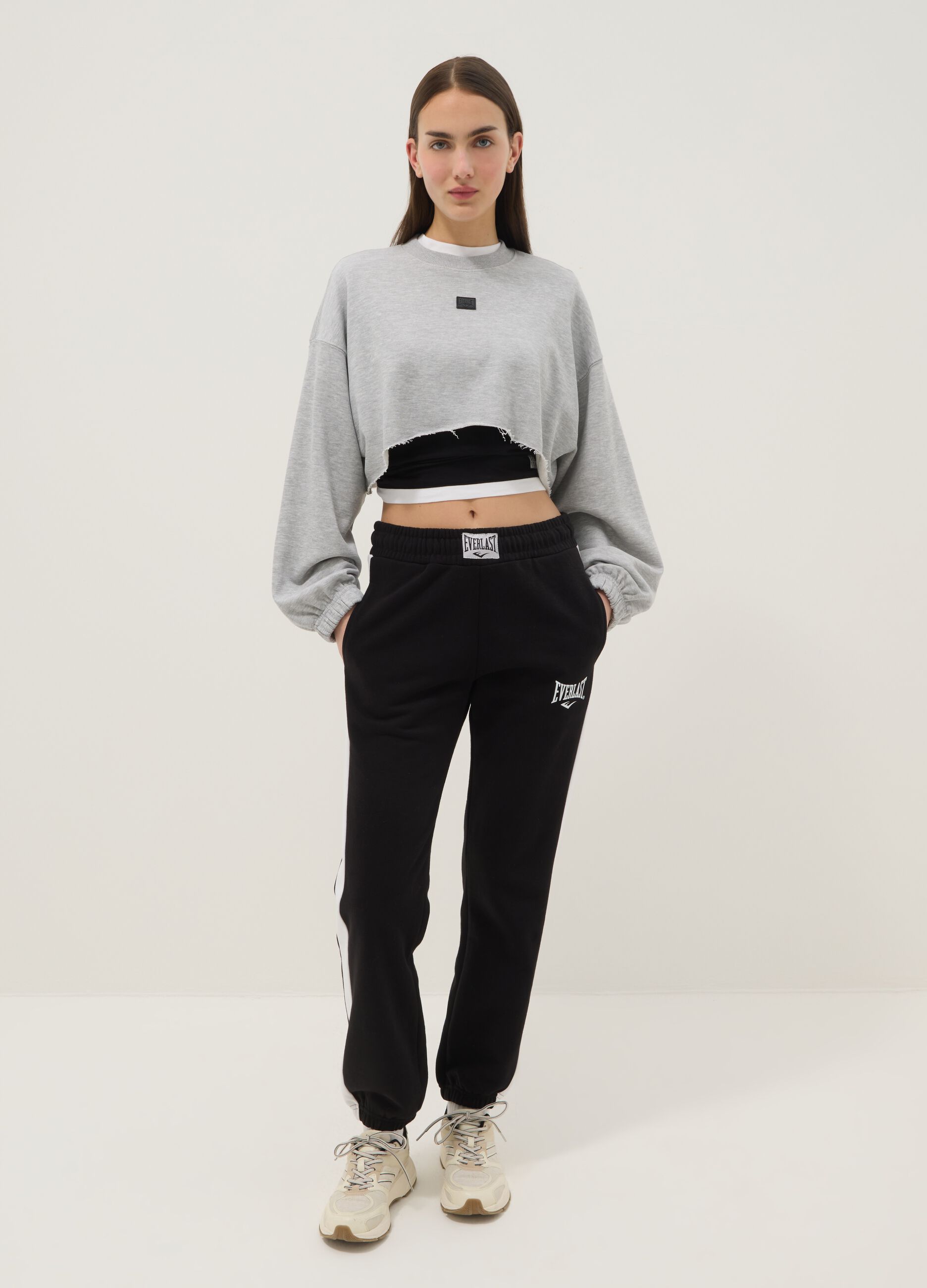 Grey cotton blend cropped sweatshirt with regular fit