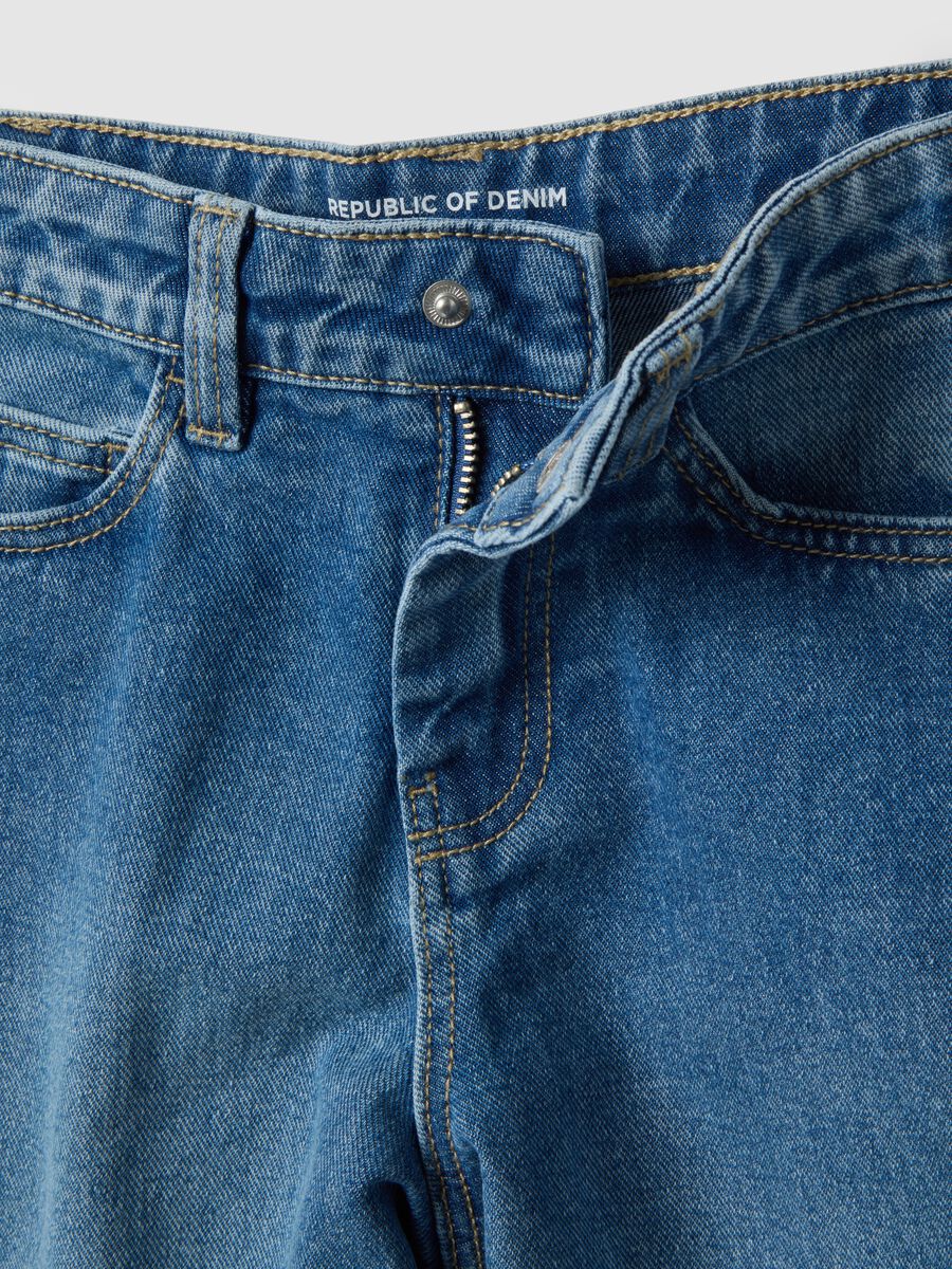 Jeans in puro cotone blu balloon fit da bambina_2
