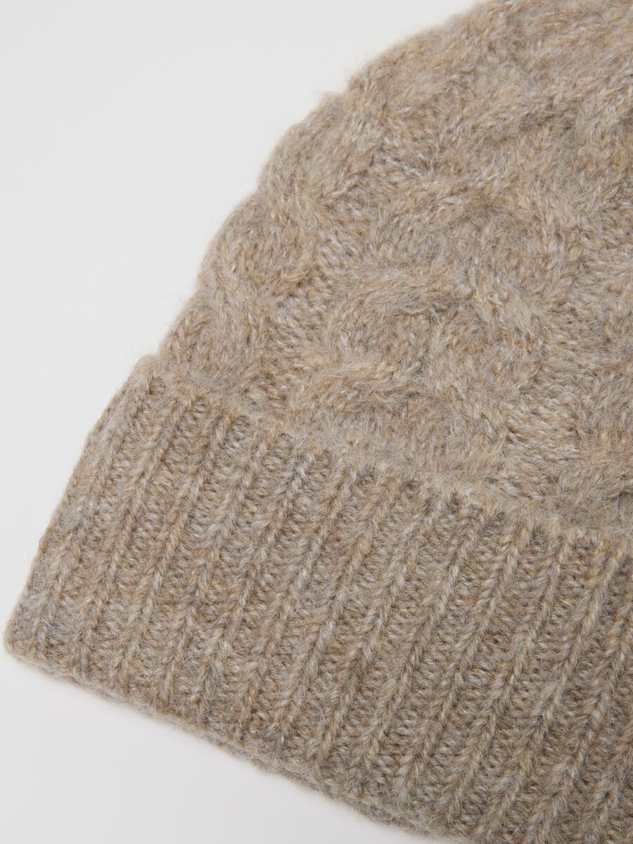 Knitted Beige Hat_1