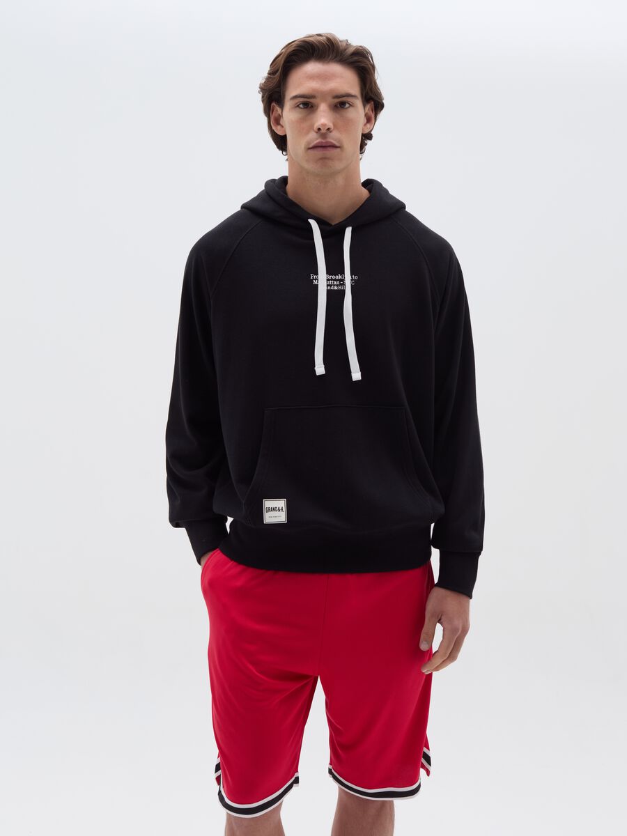 Bermuda joggers with striped edging_0
