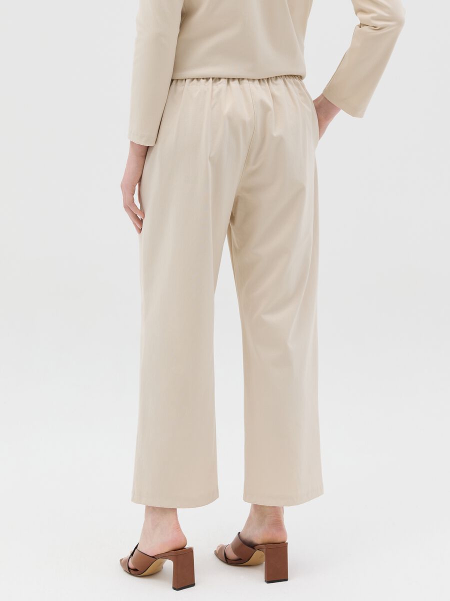 Beige trousers with darts_3
