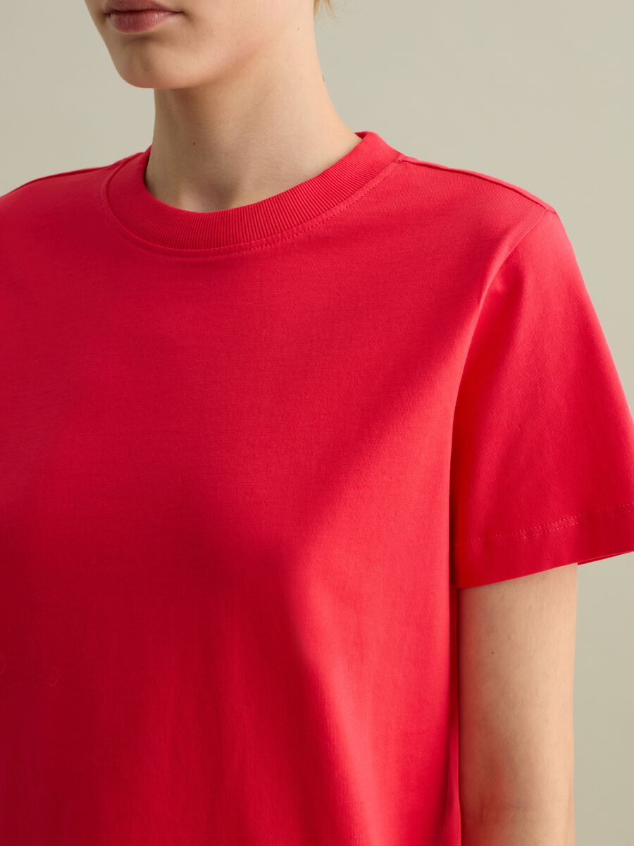 Cotton T-shirt with round neck_2