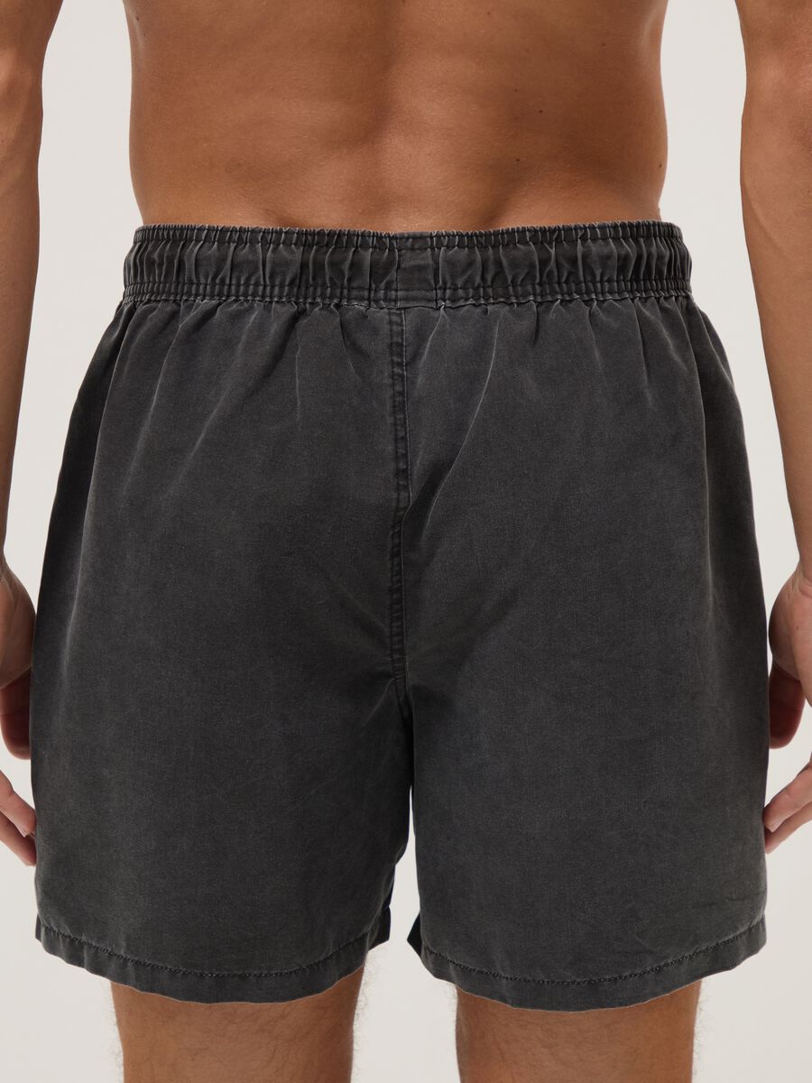 Black swim shorts with drawstring waist_2