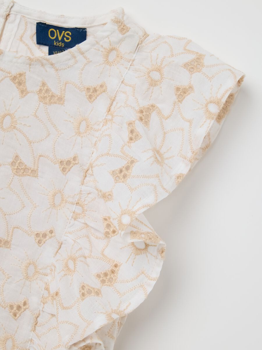 Sleeveless blouse in floral cotton_2