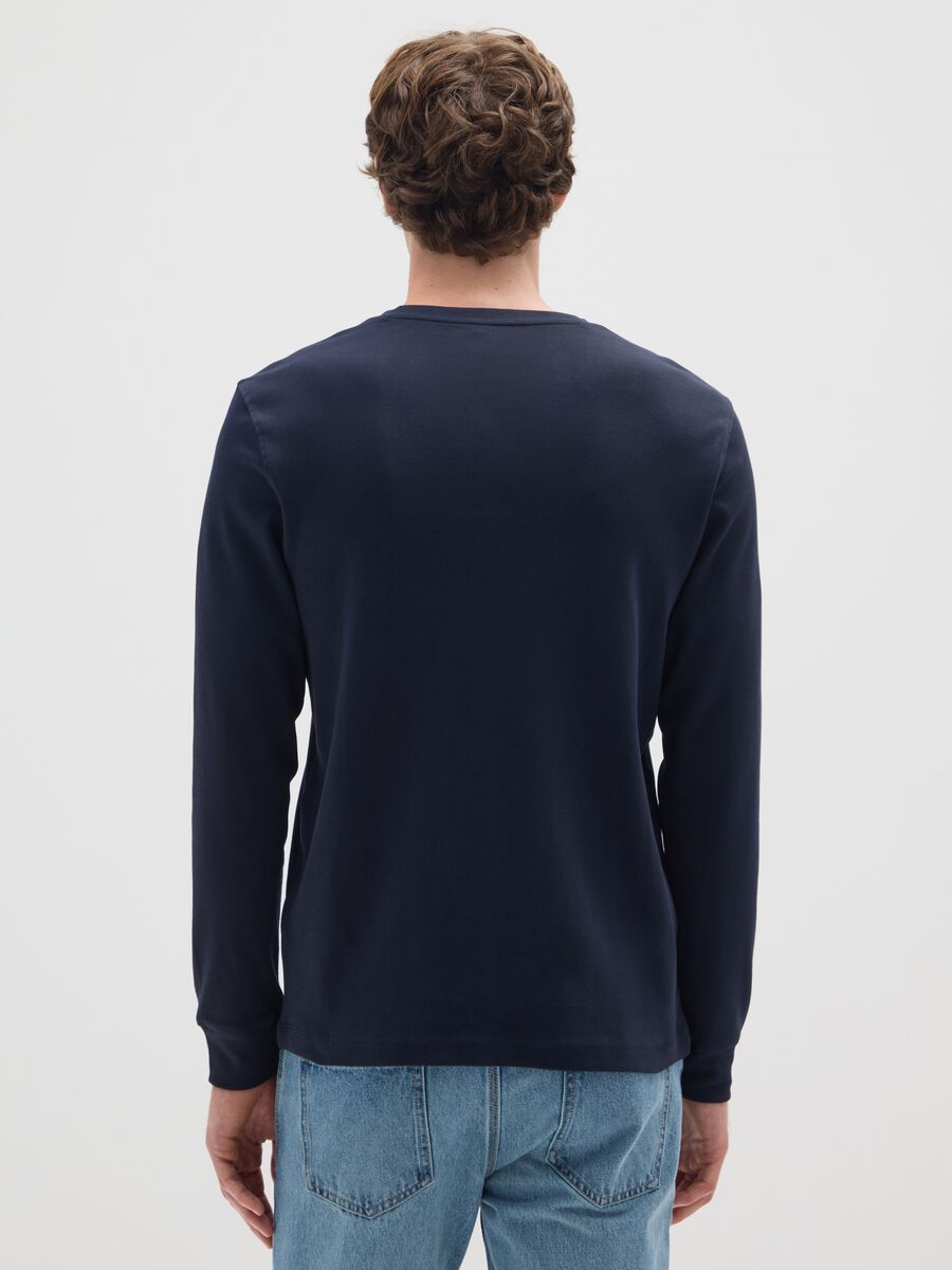 Maglia blu a maniche lunghe in cotone_2