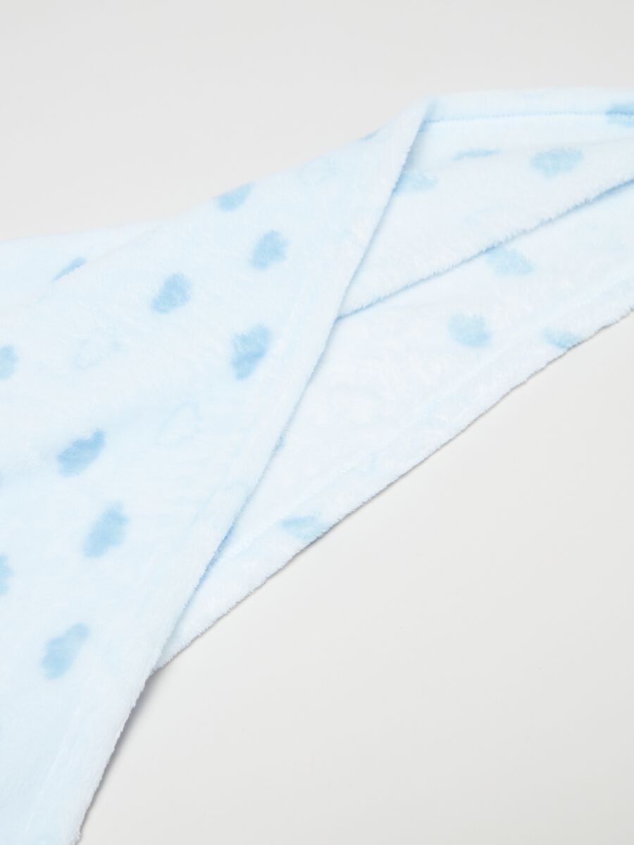 Coperta in velour con stampa nuvolette_2