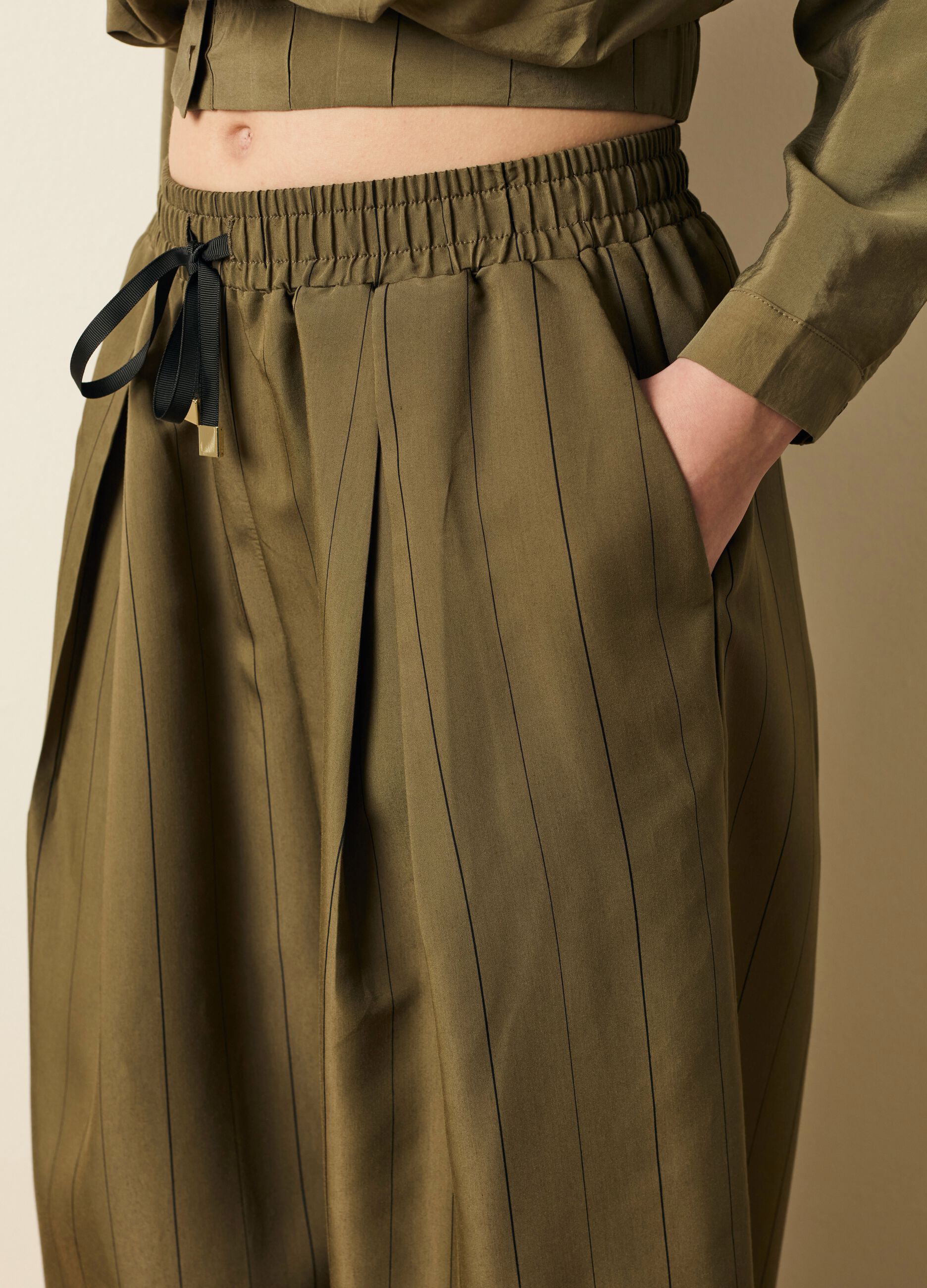 Wide-leg pinstriped trousers with darts