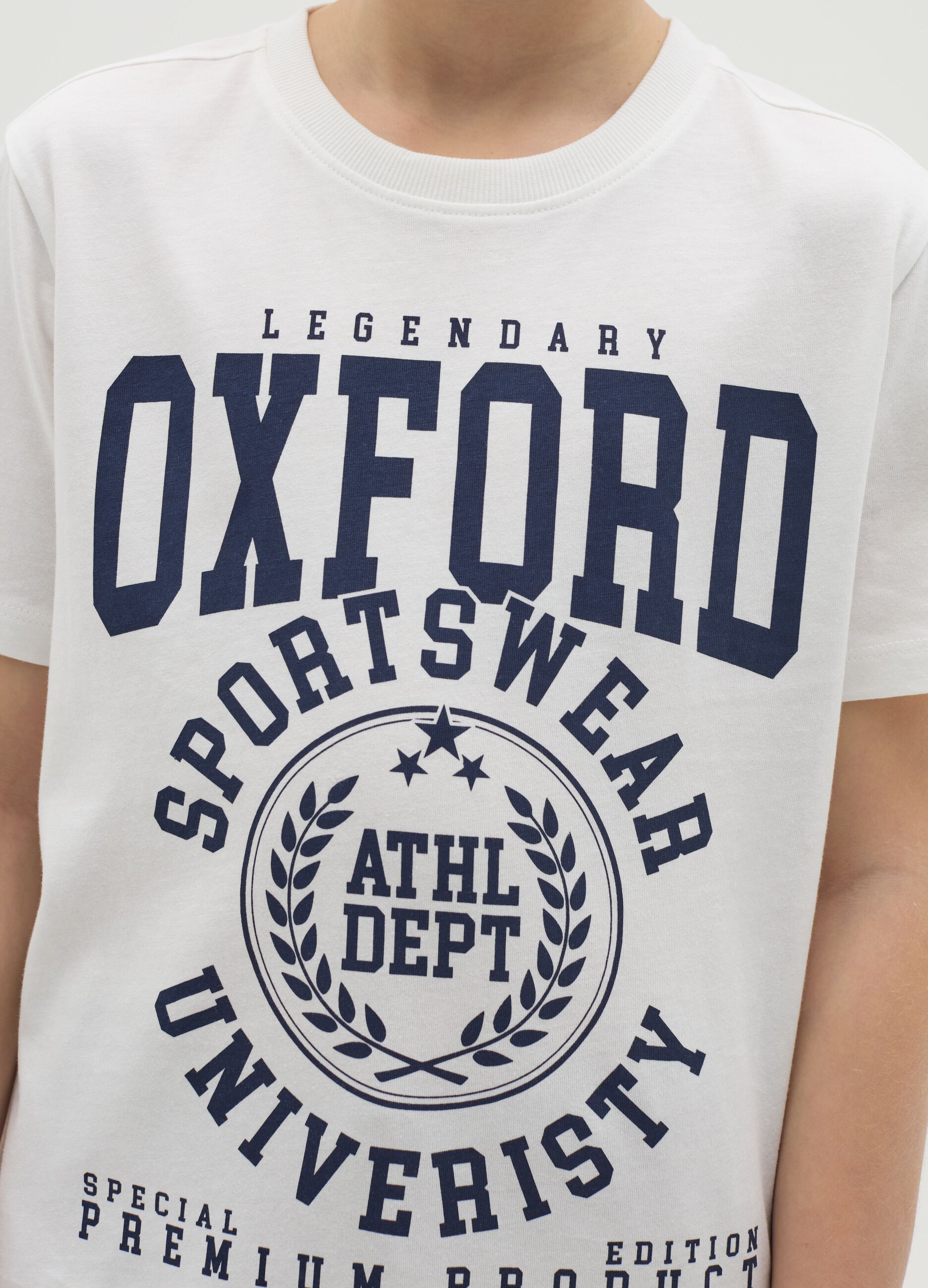 T-shirt in cotton with "Sportswear University” print