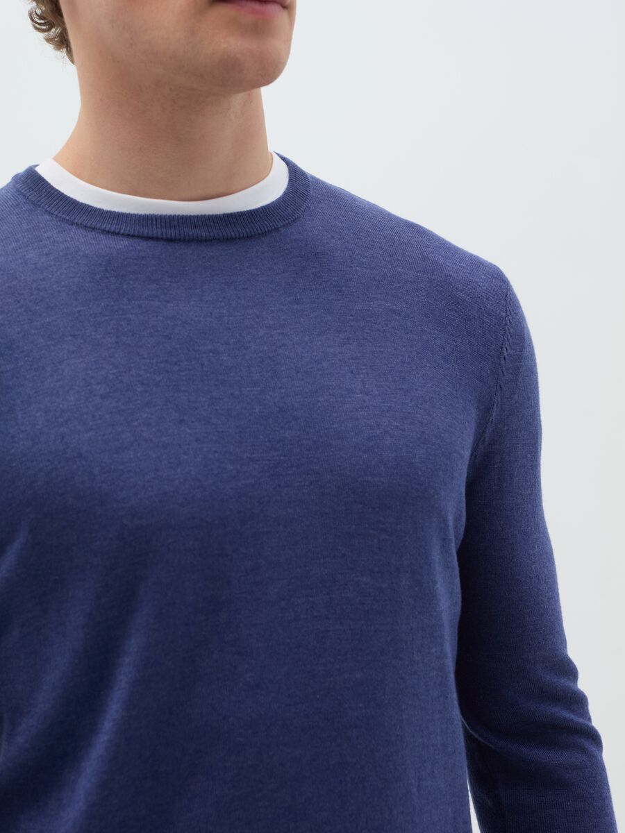 Round neck pullover_2