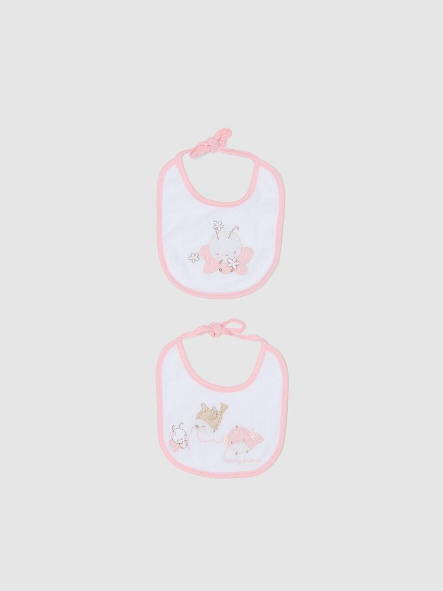 Two-pack of multicolour pure cotton baby bibs with embroidery_0