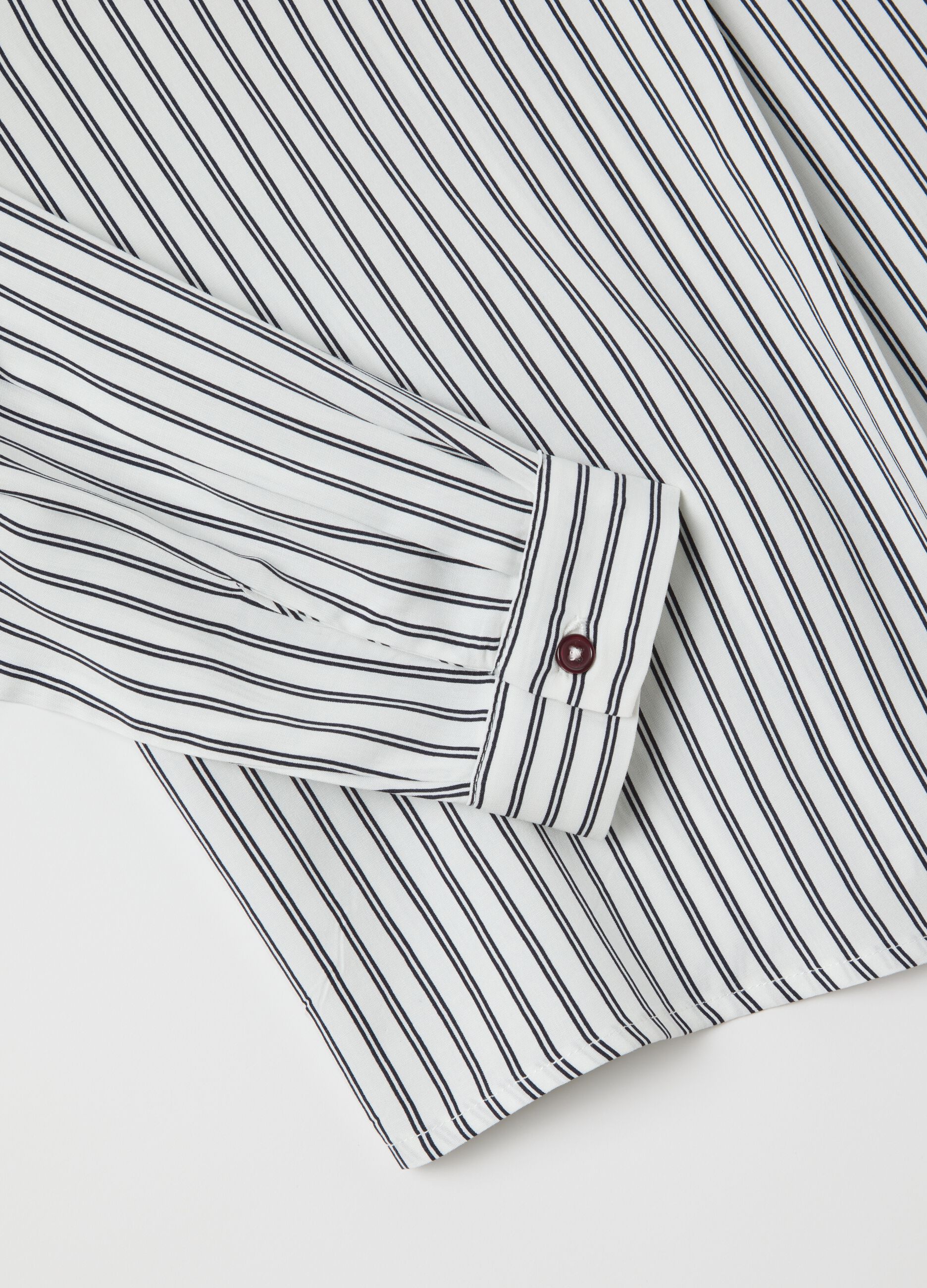 White striped viscose shirt