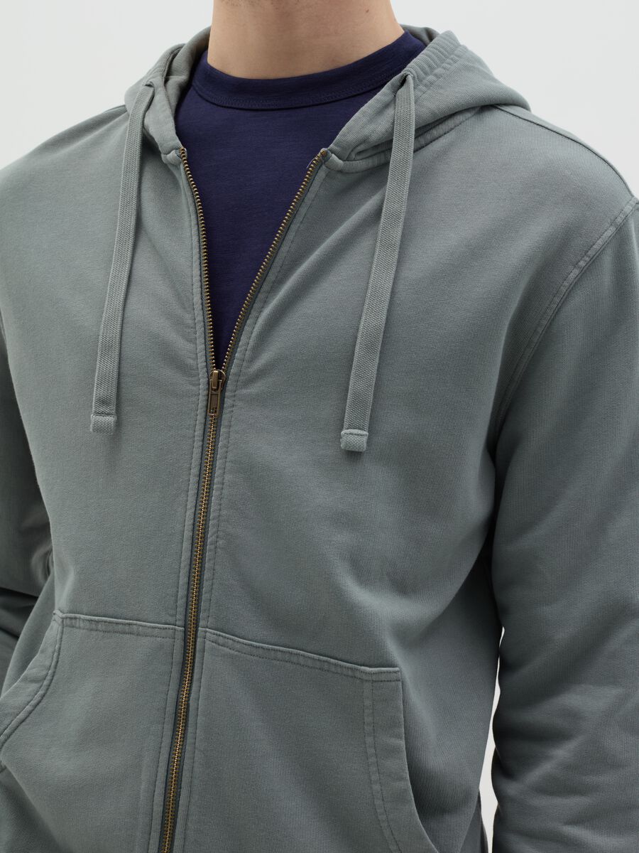 Full-zip sweatshirt in cotton with hood_2