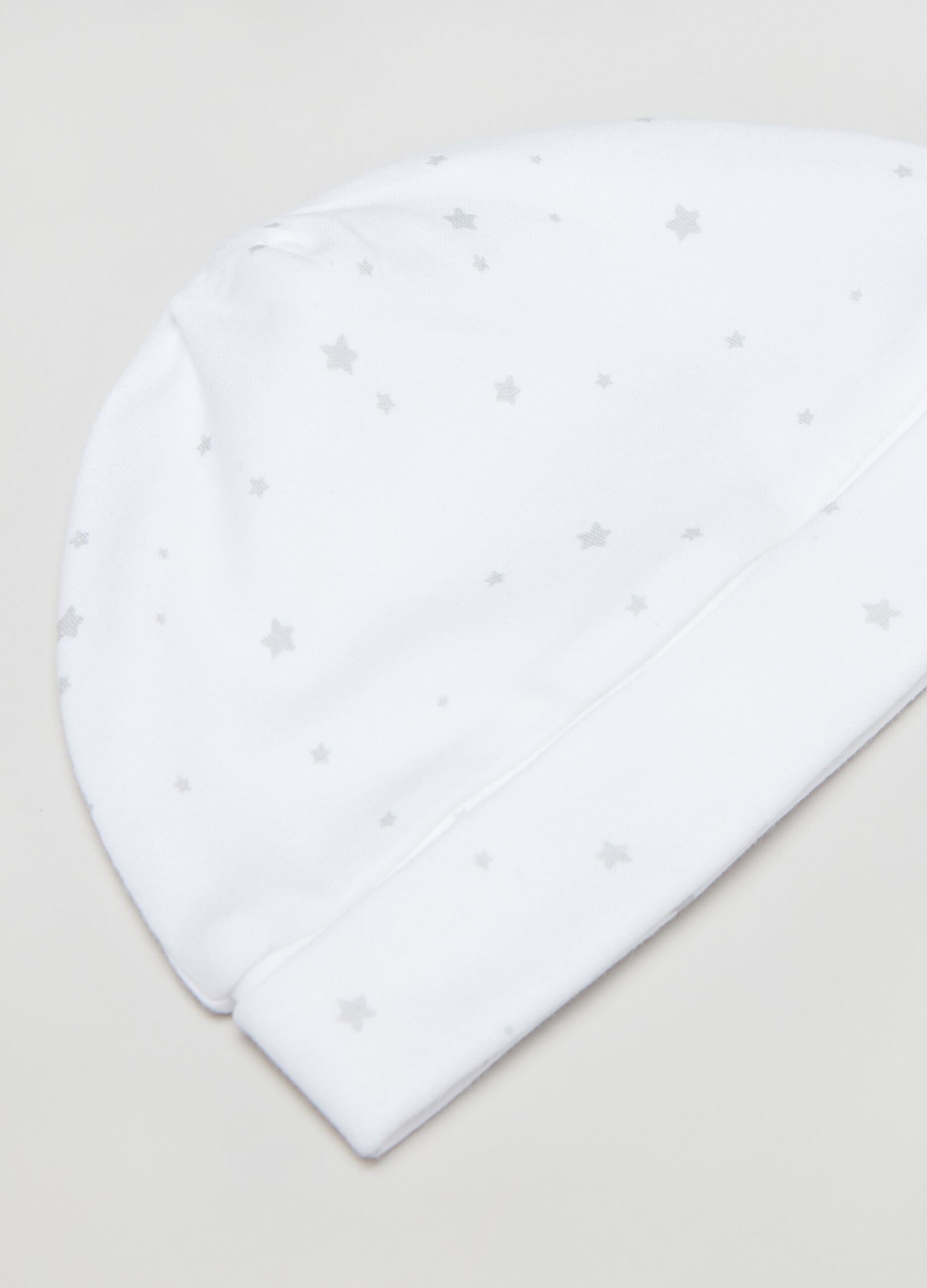 Set berretto e scarpine con stampa stelle_1