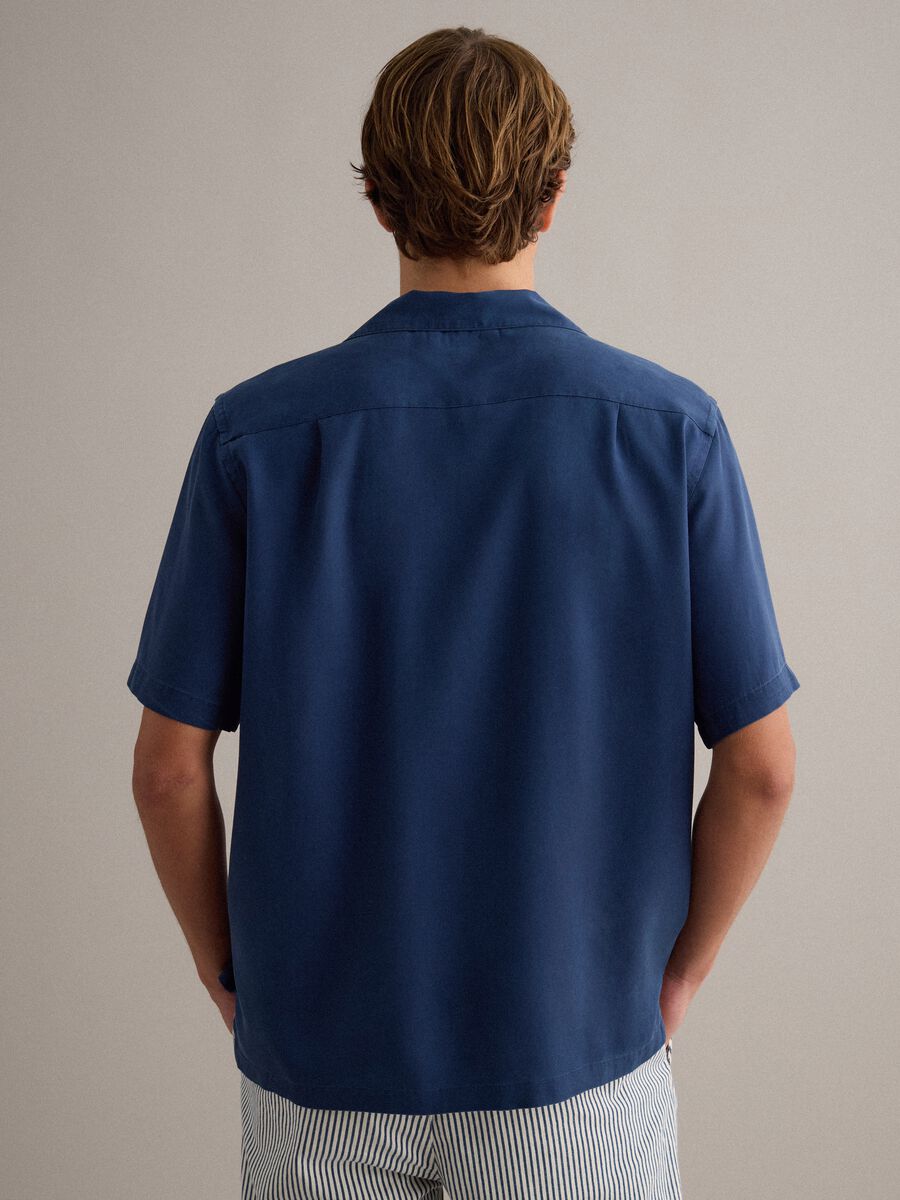 Camicia blu a maniche corte in puro lyocell regular fit_3